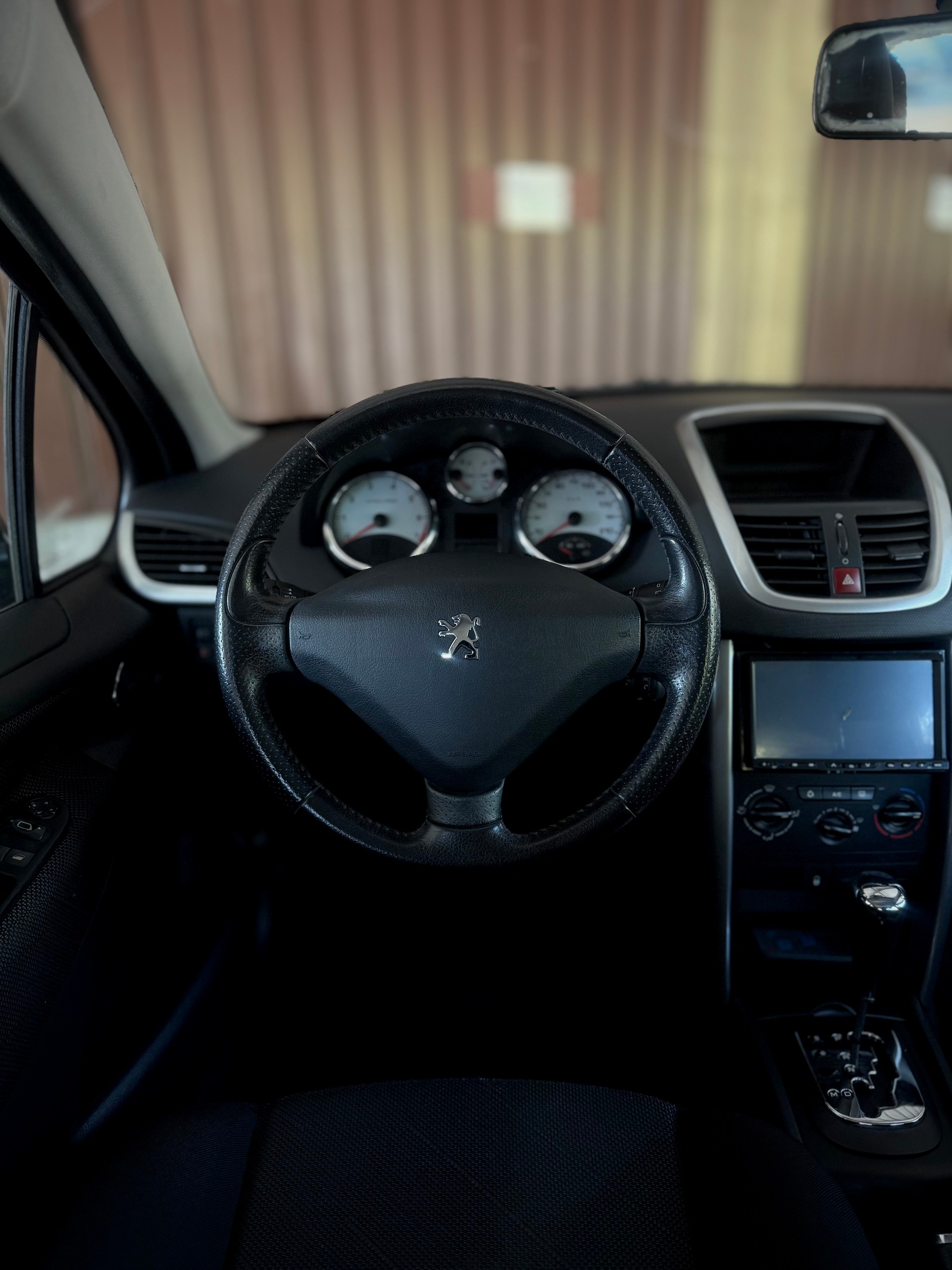 PEUGEOT 207 1.6 16V Sport Automatic-image-11