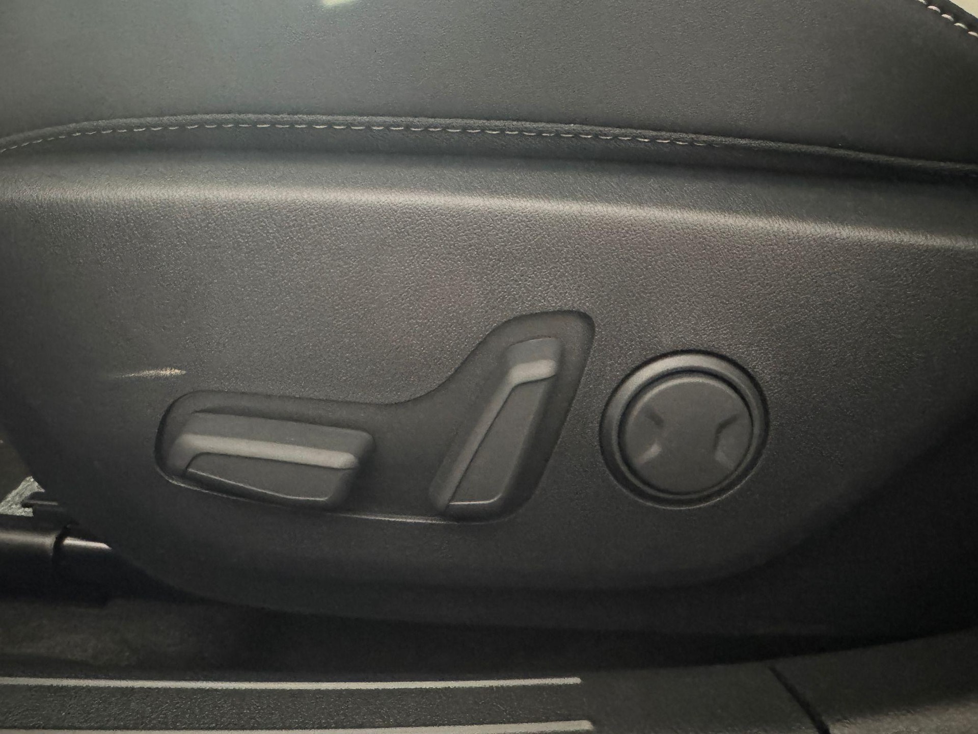 KIA K4 1.6 T-GDi GT-Line-image-4
