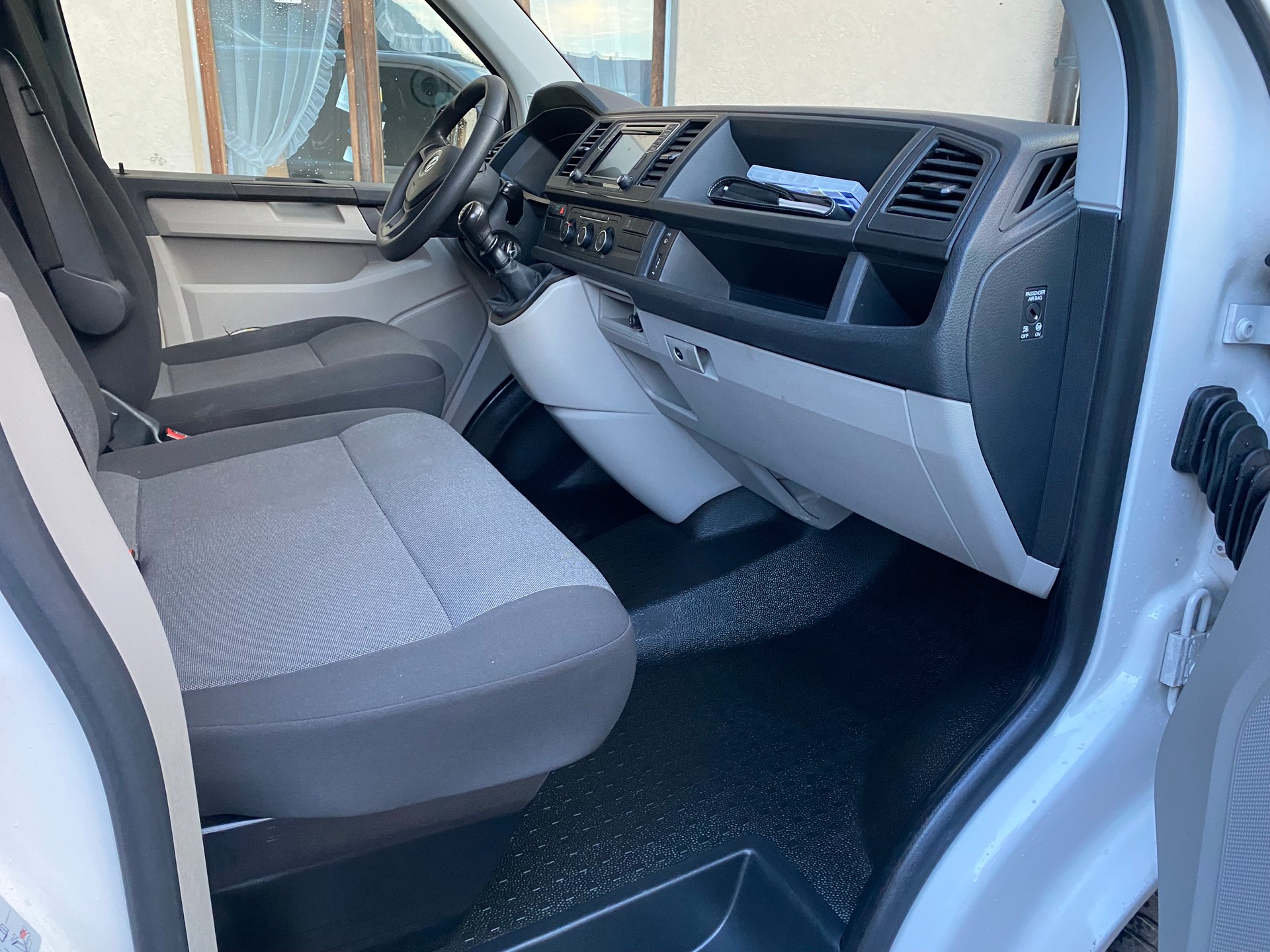 VW T6 2.0 TDI 4Motion-image-4