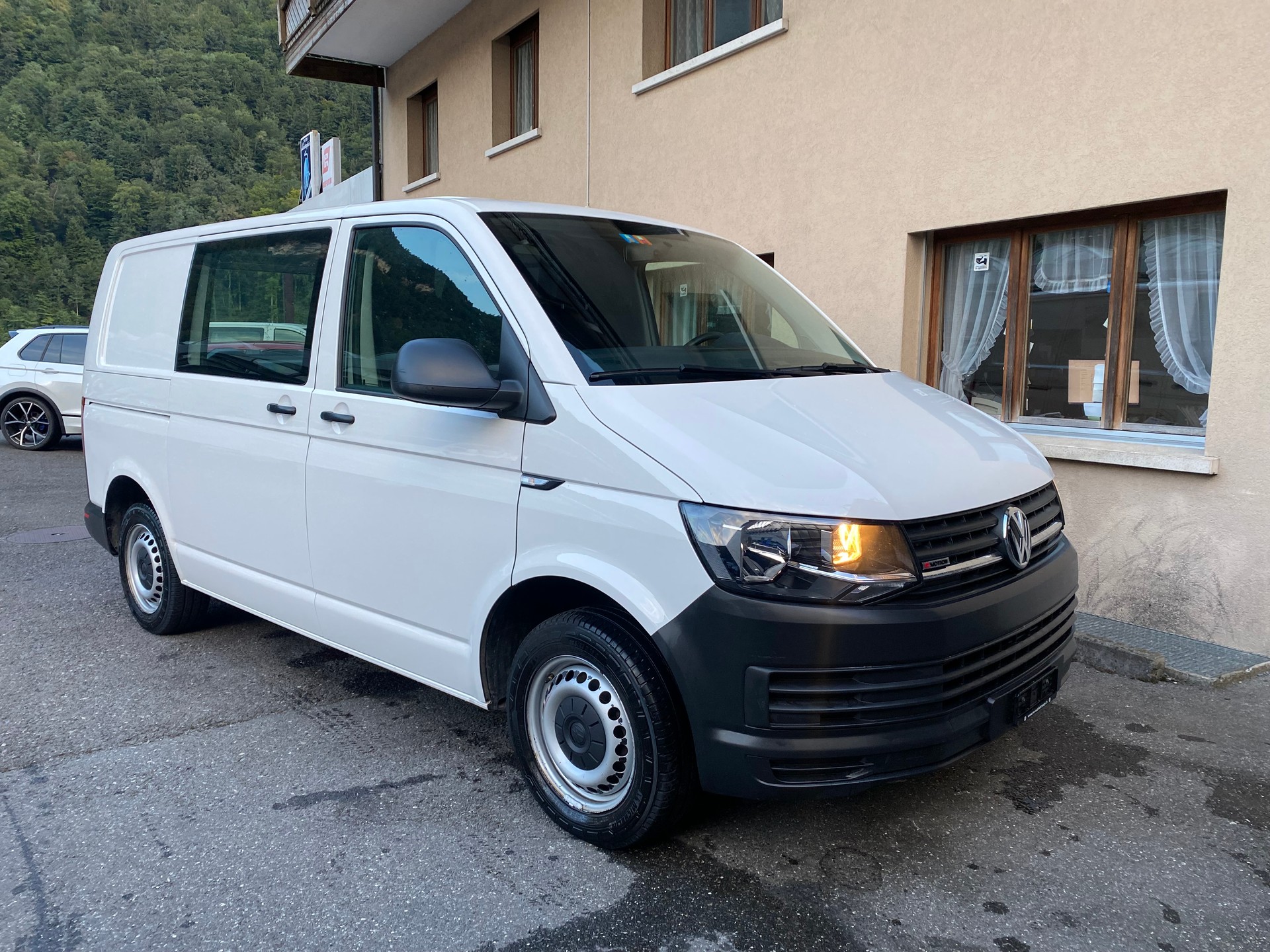 VW T6 2.0 TDI 4Motion-image-8