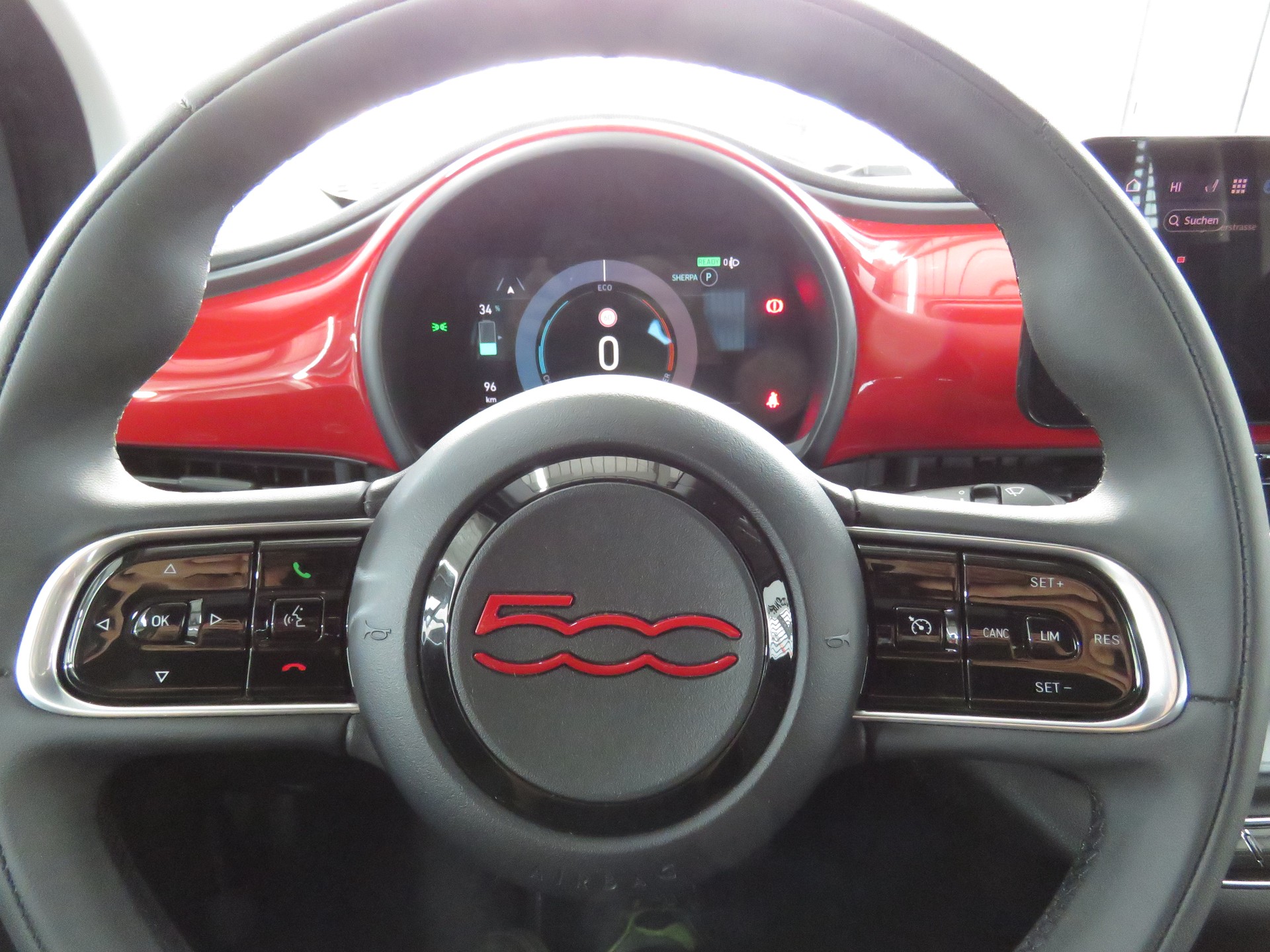 FIAT 500 C electric 87 kW Swiss Edition (Automat) (RW 298 km)-image-21