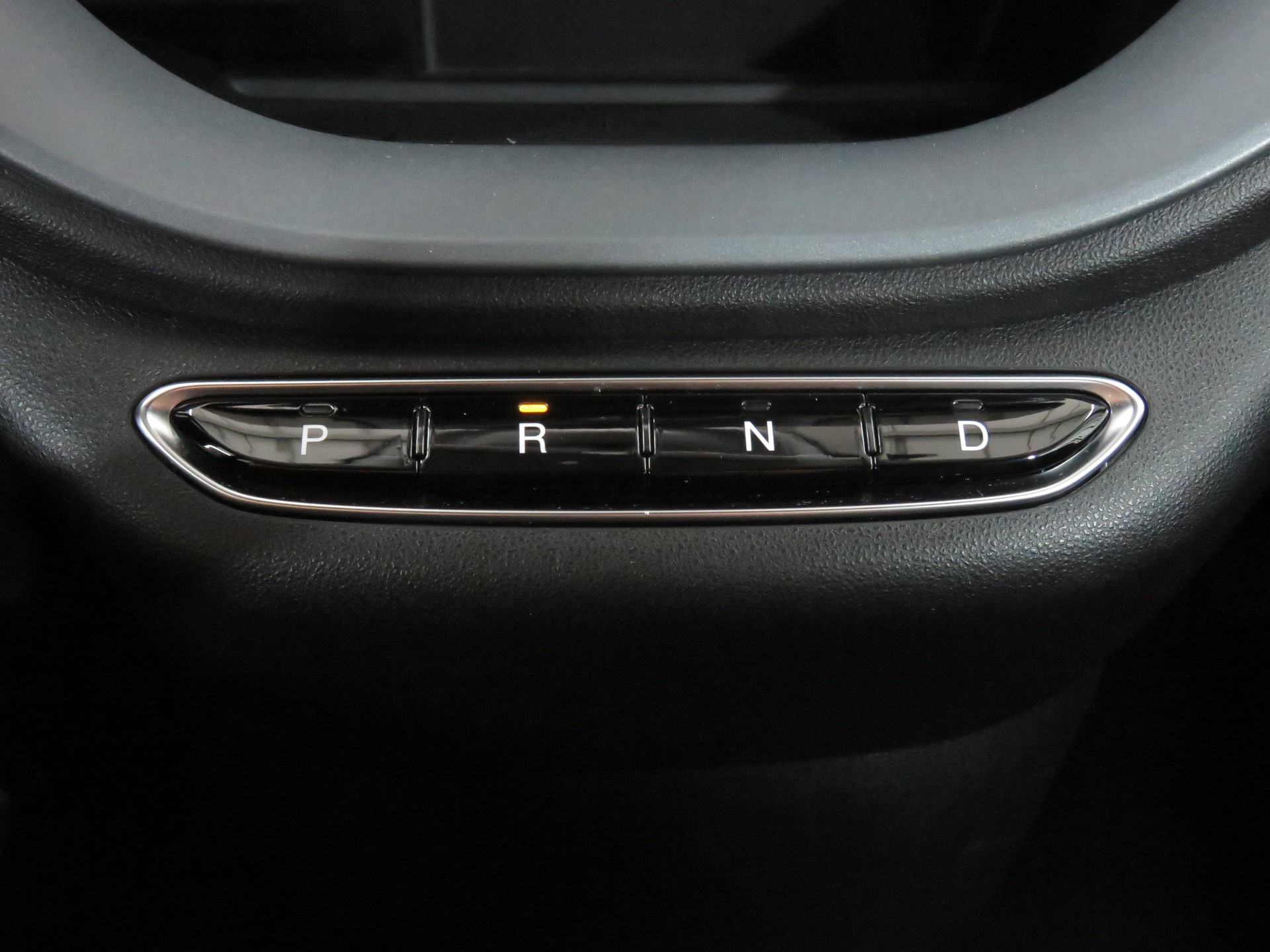 FIAT 500 C electric 87 kW Swiss Edition (Automat) (RW 298 km)-image-19