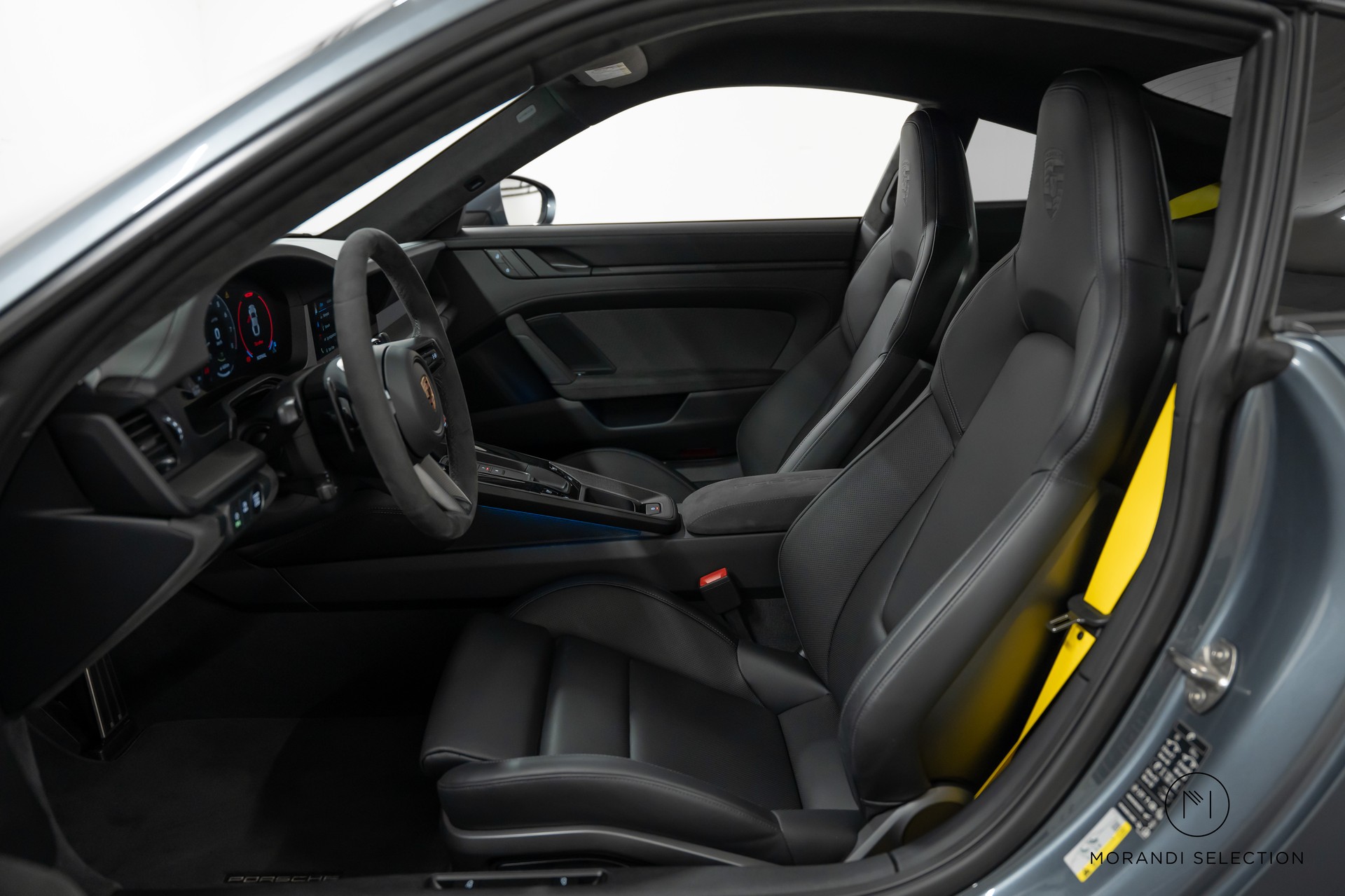 PORSCHE 911 Coupé 3.6 Carrera GTS PDK-image-16