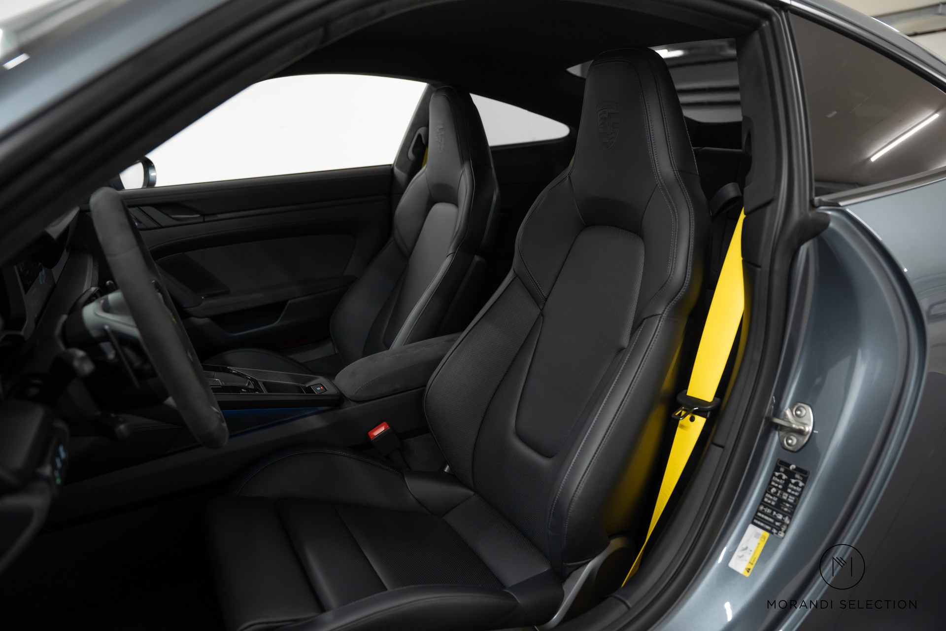 PORSCHE 911 Coupé 3.6 Carrera GTS PDK-image-17