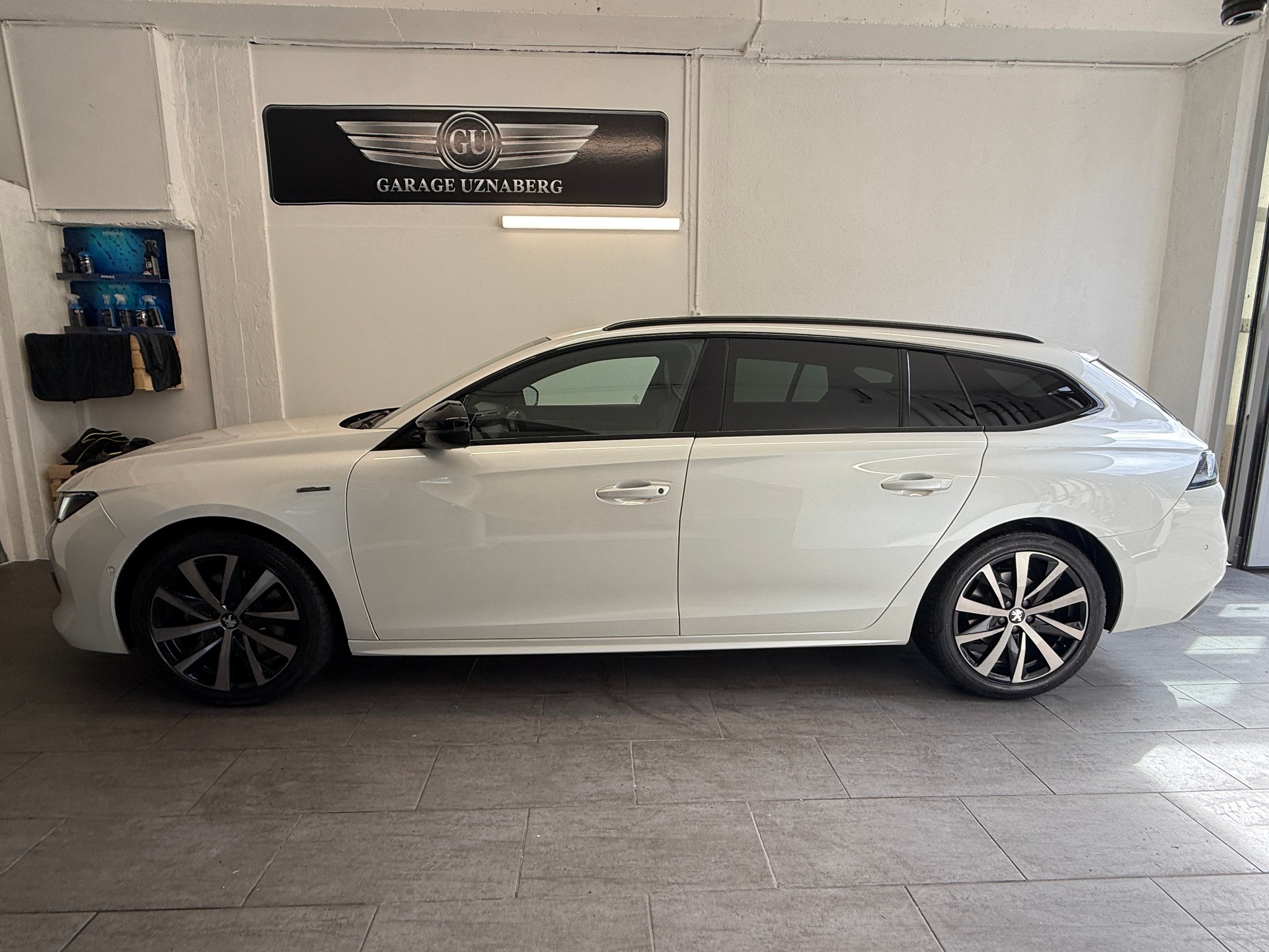 PEUGEOT 508 SW 2.0 Blue HDI GT Line EAT8 Ab 250.- pro Monat Sitzheizung vorne und hinten-image-1