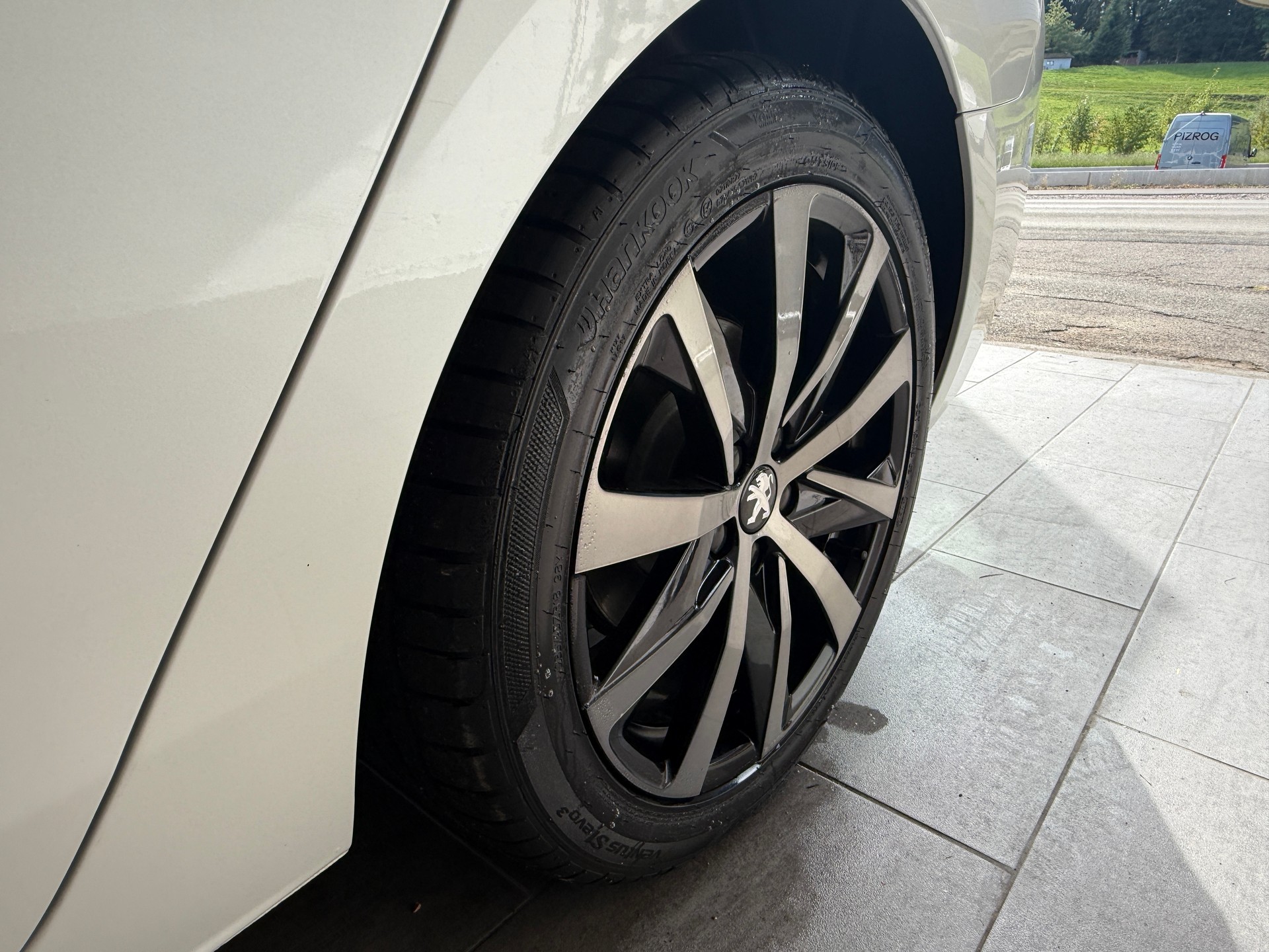 PEUGEOT 508 SW 2.0 Blue HDI GT Line EAT8 Ab 250.- pro Monat Sitzheizung vorne und hinten-image-22