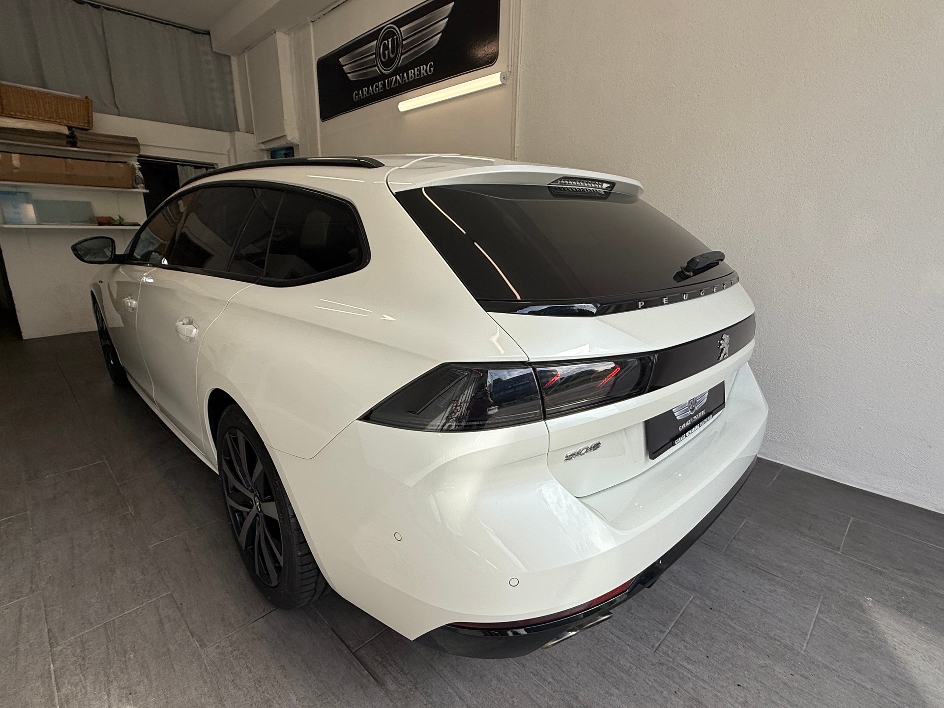 PEUGEOT 508 SW 2.0 Blue HDI GT Line EAT8 Ab 250.- pro Monat Sitzheizung vorne und hinten-image-2