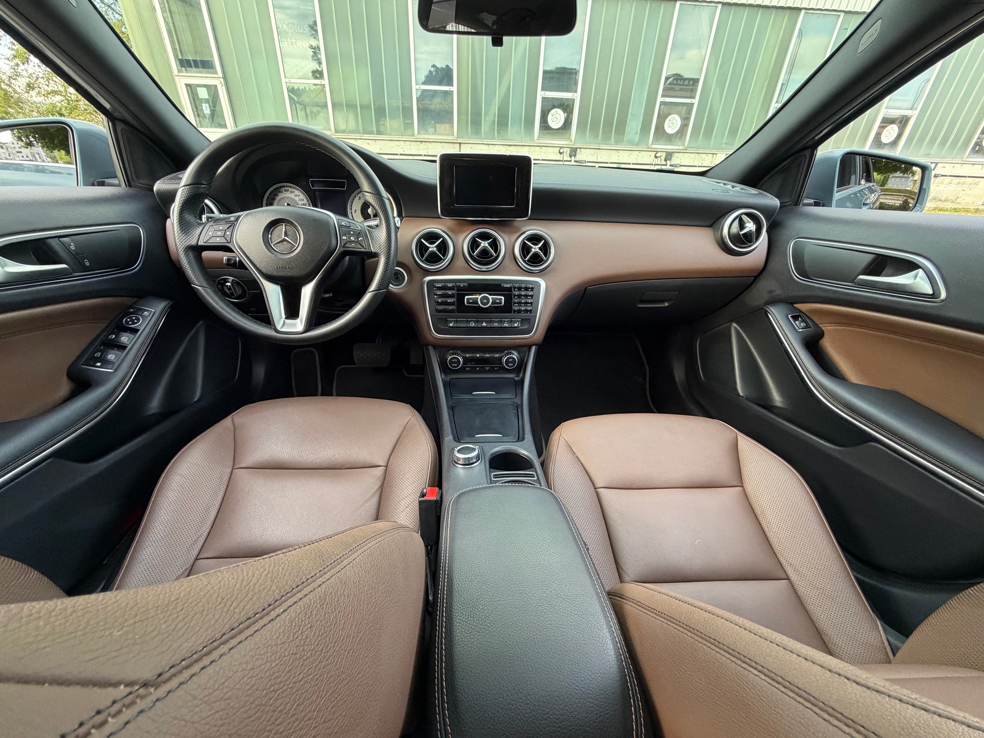 MERCEDES-BENZ A 220 CDI 4Matic 7G-DCT-image-8