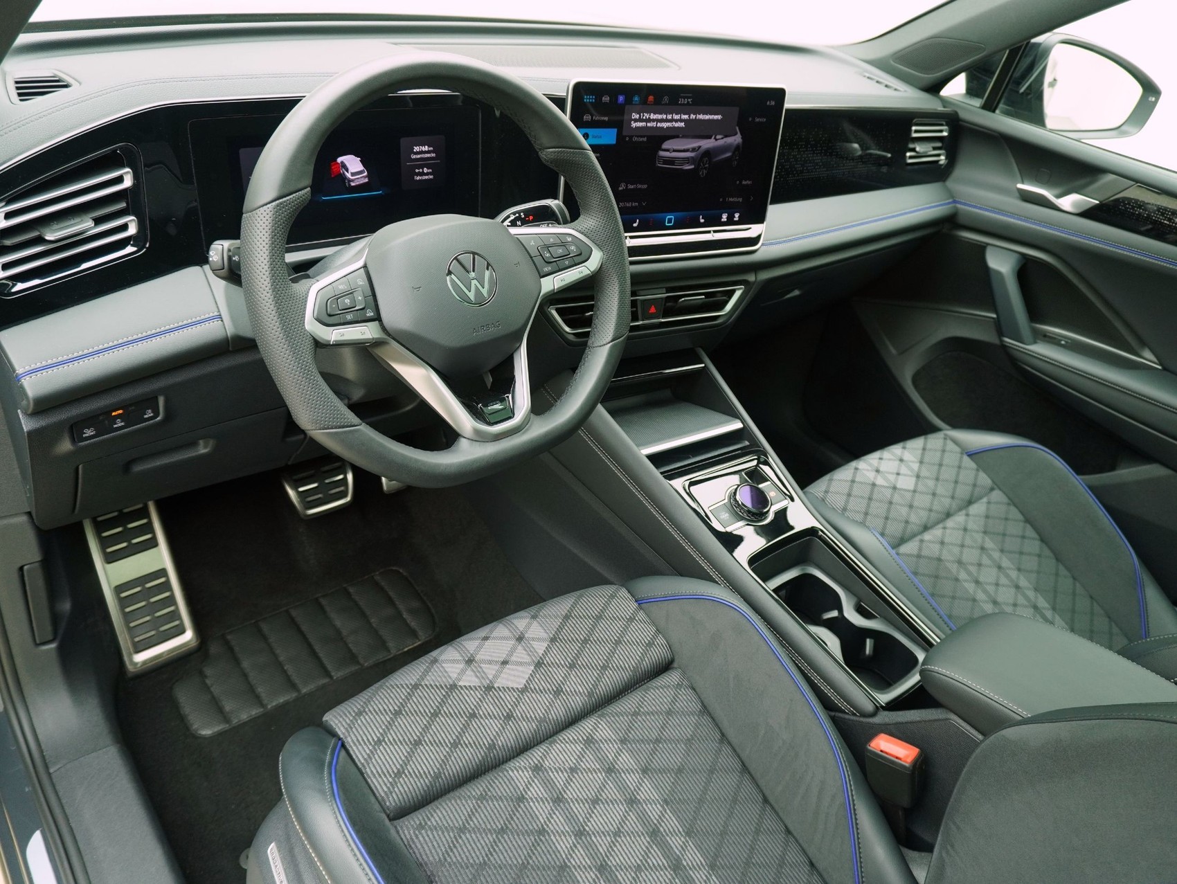VW Tiguan 2.0 TSI DSG R-Line Black Style 4Motion **VW Werksgarantie bis 12/2030**-image-10