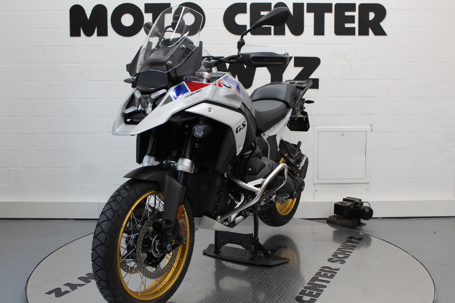 BMW R 1300 GS-showroom-element-3