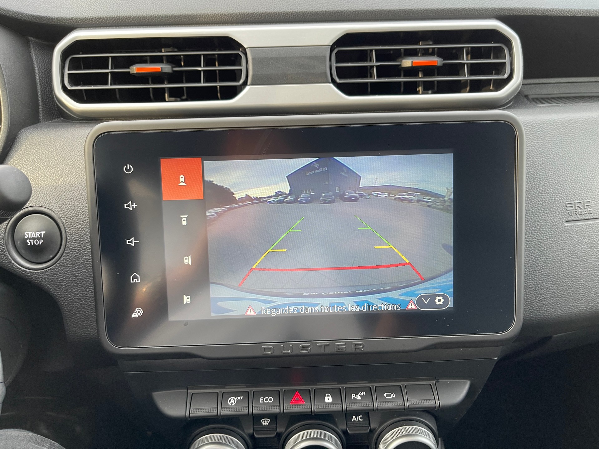 DACIA Duster TCe 150 Extreme EDC 4x2-image-11
