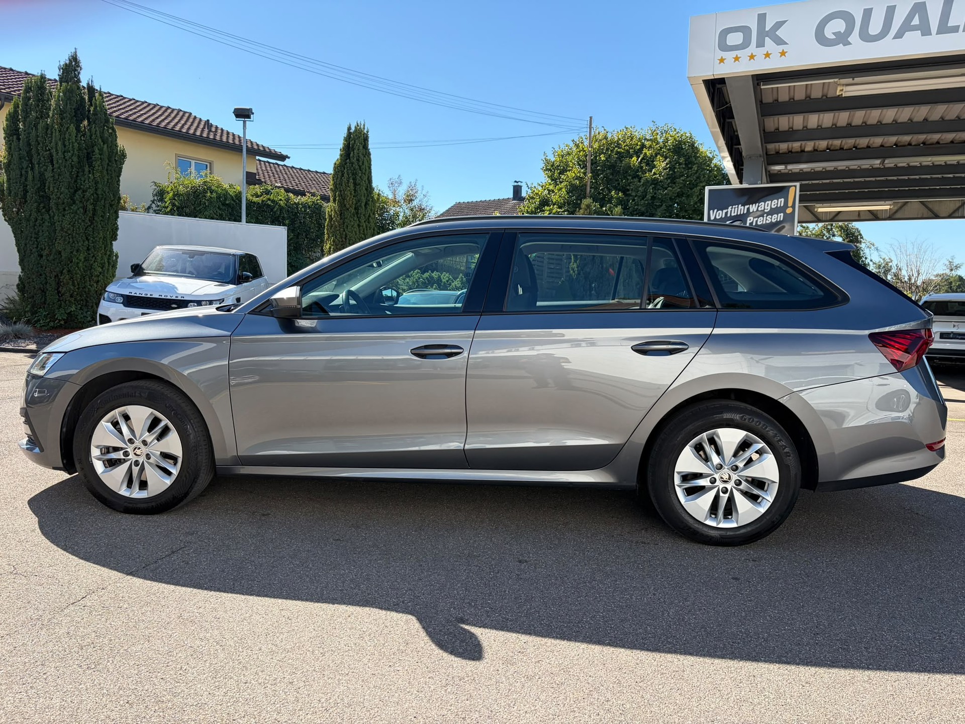 SKODA Octavia Combi 2.0 TDI DSG Ambition 4x4-image-3