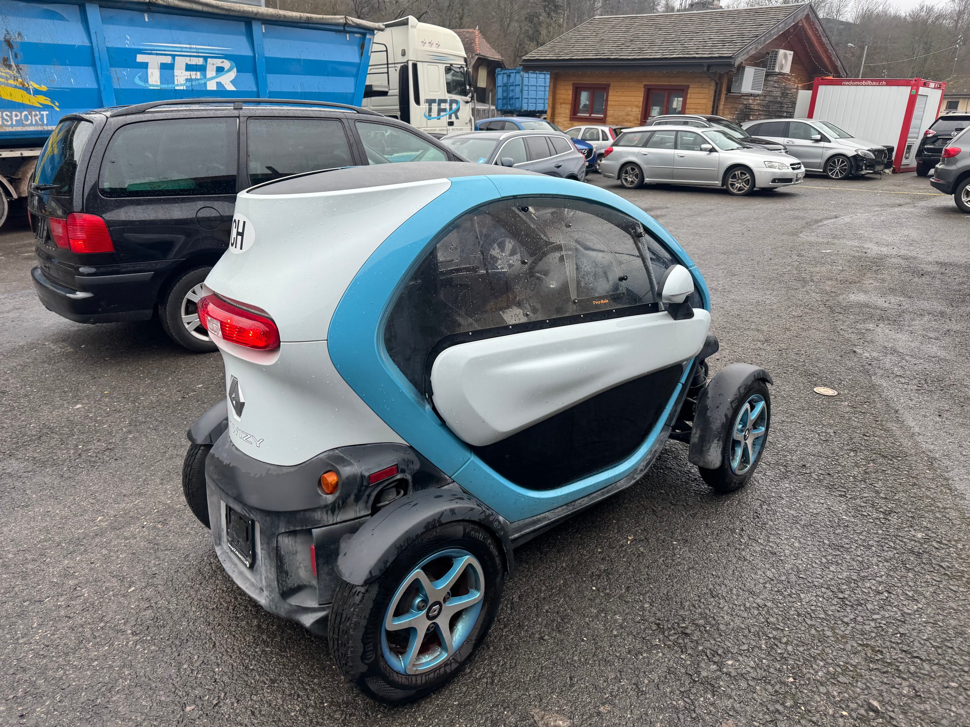 RENAULT Twizy Z.E. FP Sport Edition (incl. Battery)-image-5