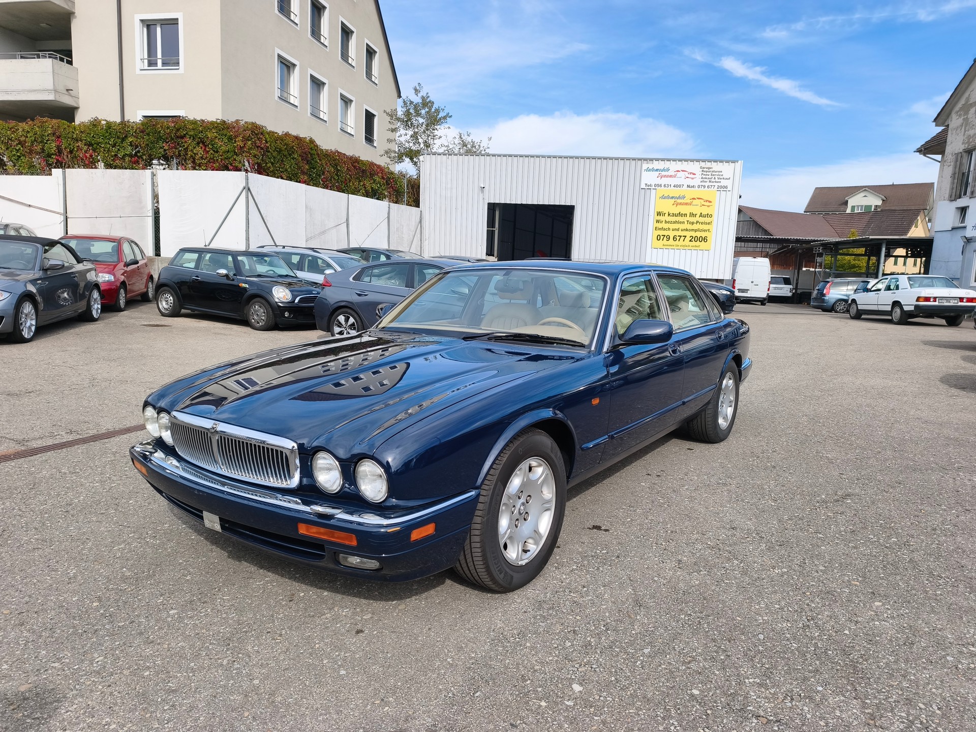JAGUAR XJ 4.0 Sovereign-image-0