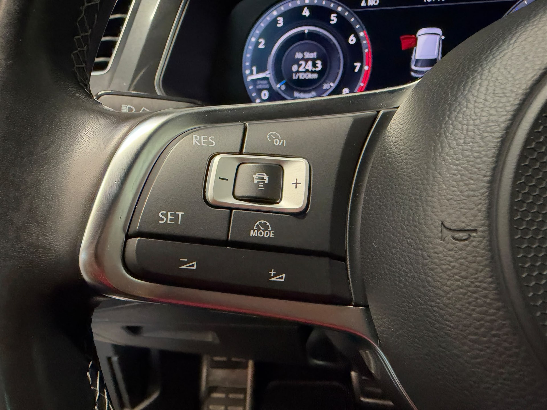 VW Tiguan 2.0TSI Highline 4Motion DSG-image-14