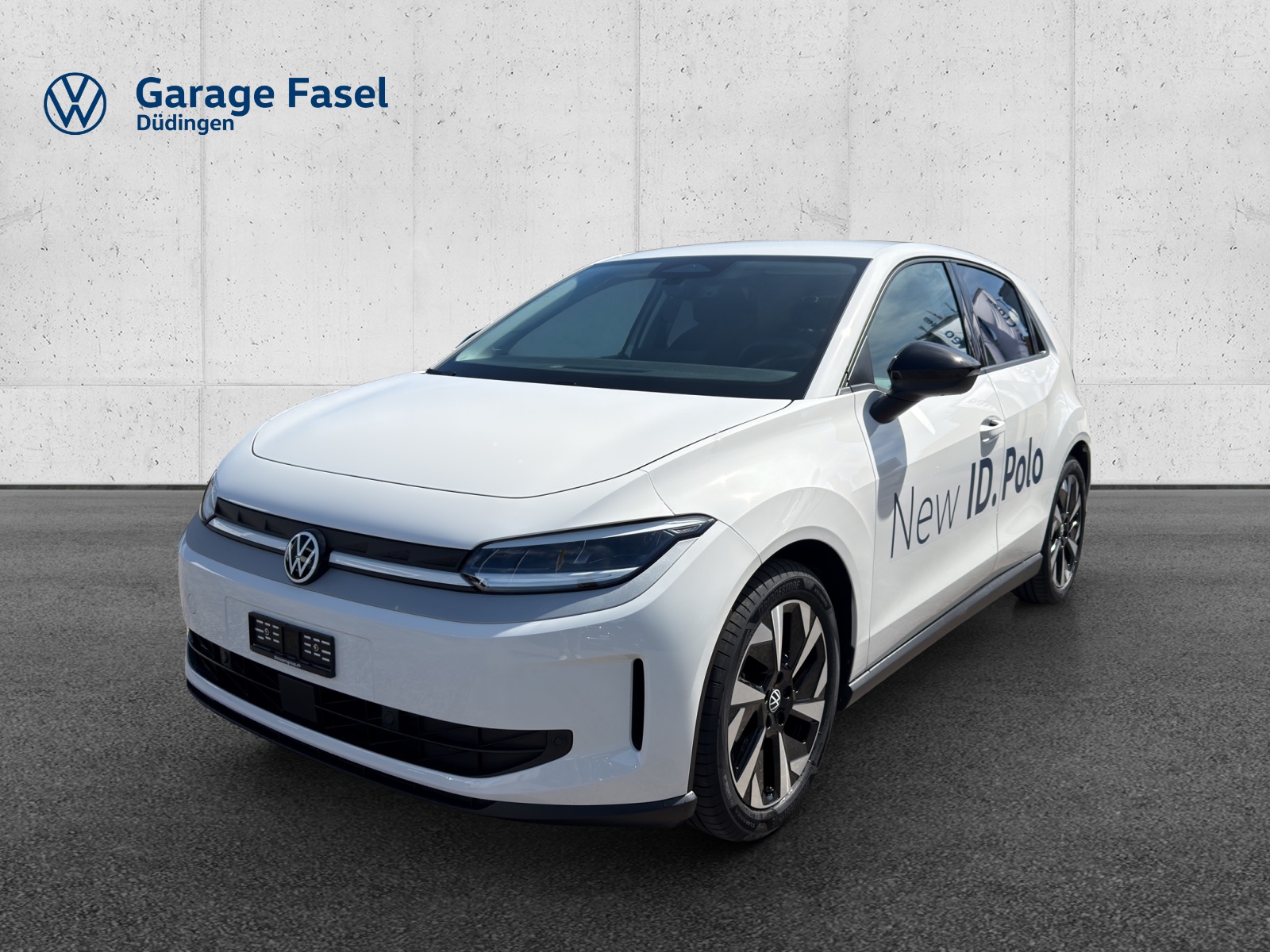 VW ID.Polo 52 kWh Life Edition One-image-0