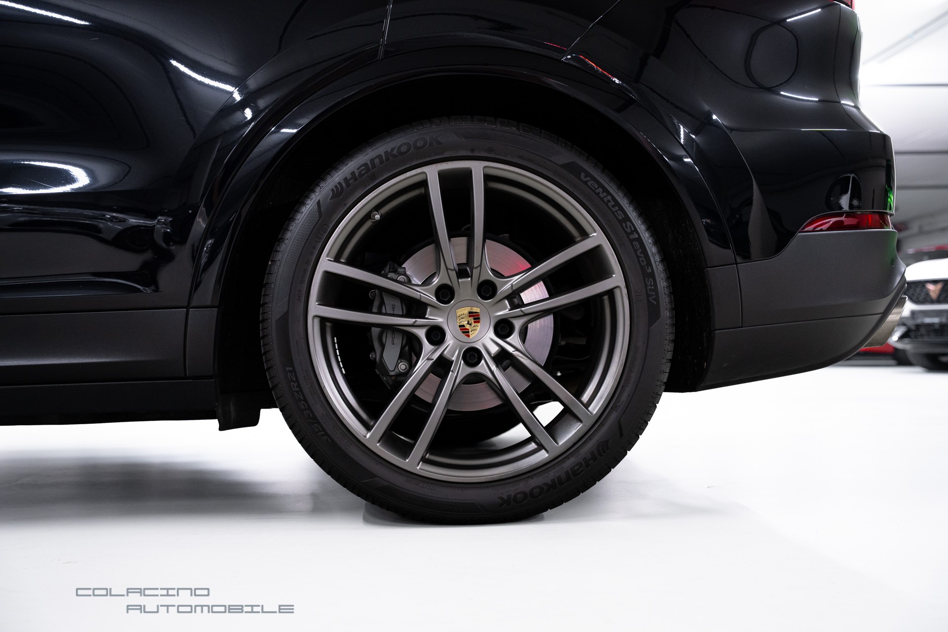PORSCHE Cayenne S-image-9