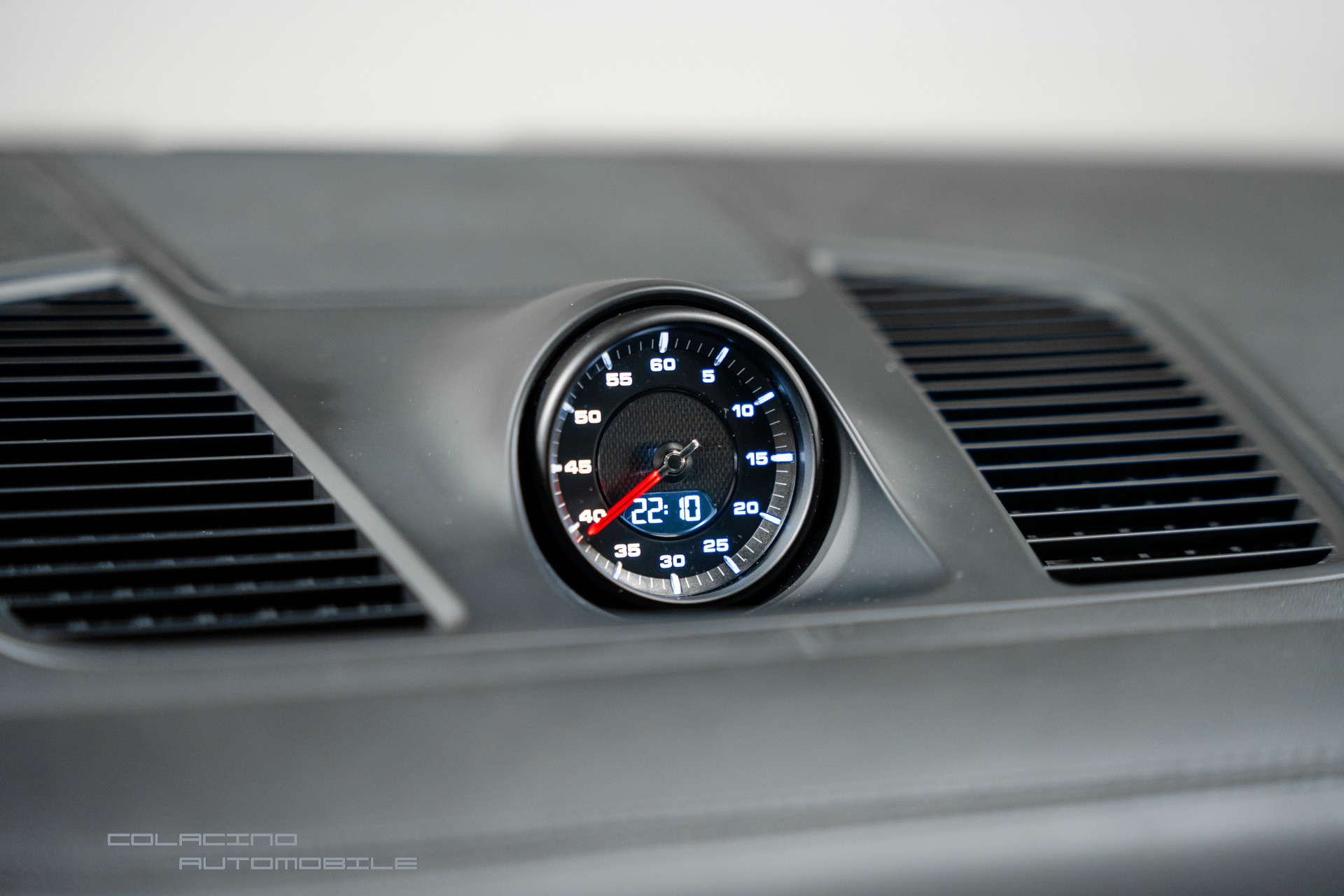 PORSCHE Cayenne S-image-27