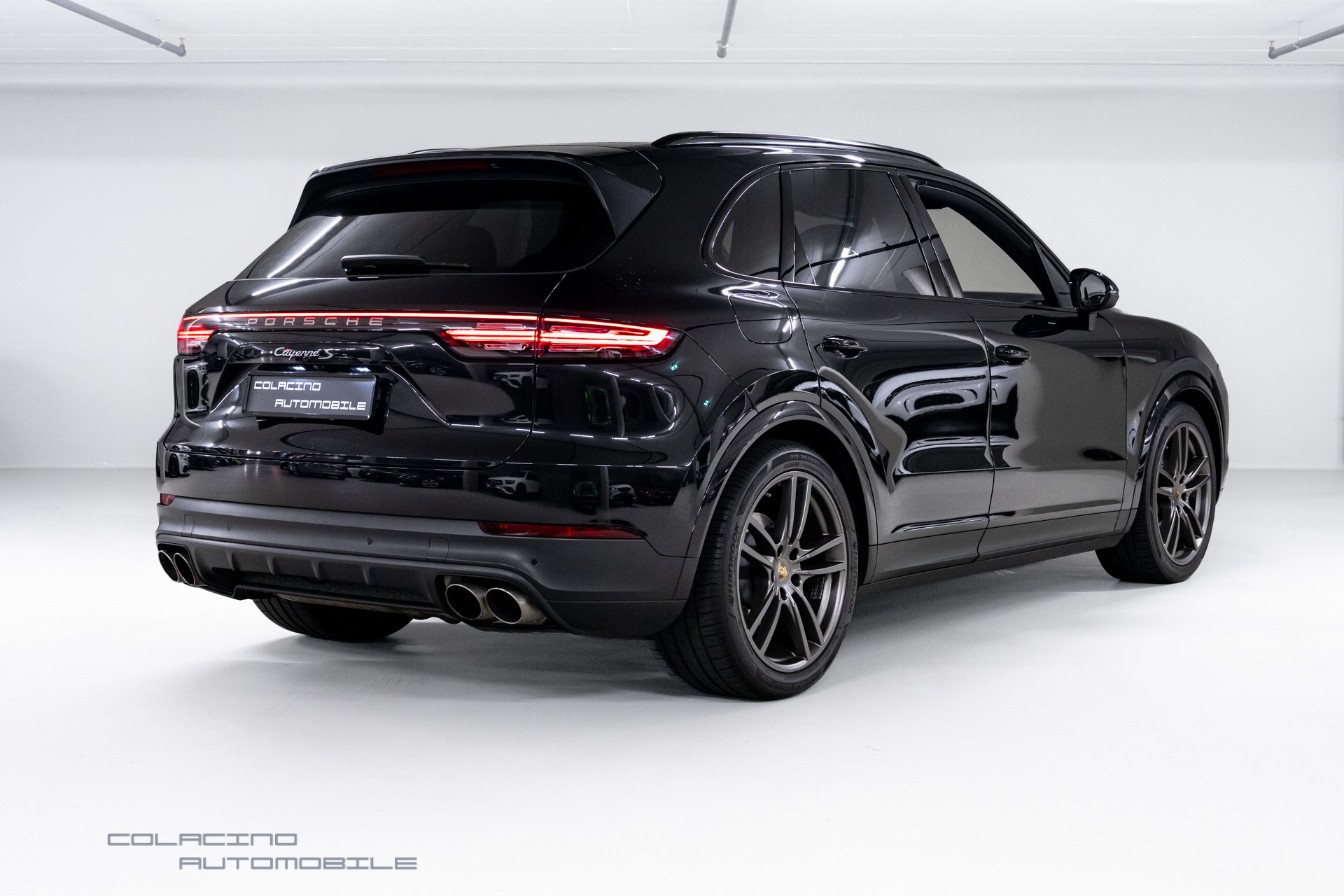 PORSCHE Cayenne S-image-1