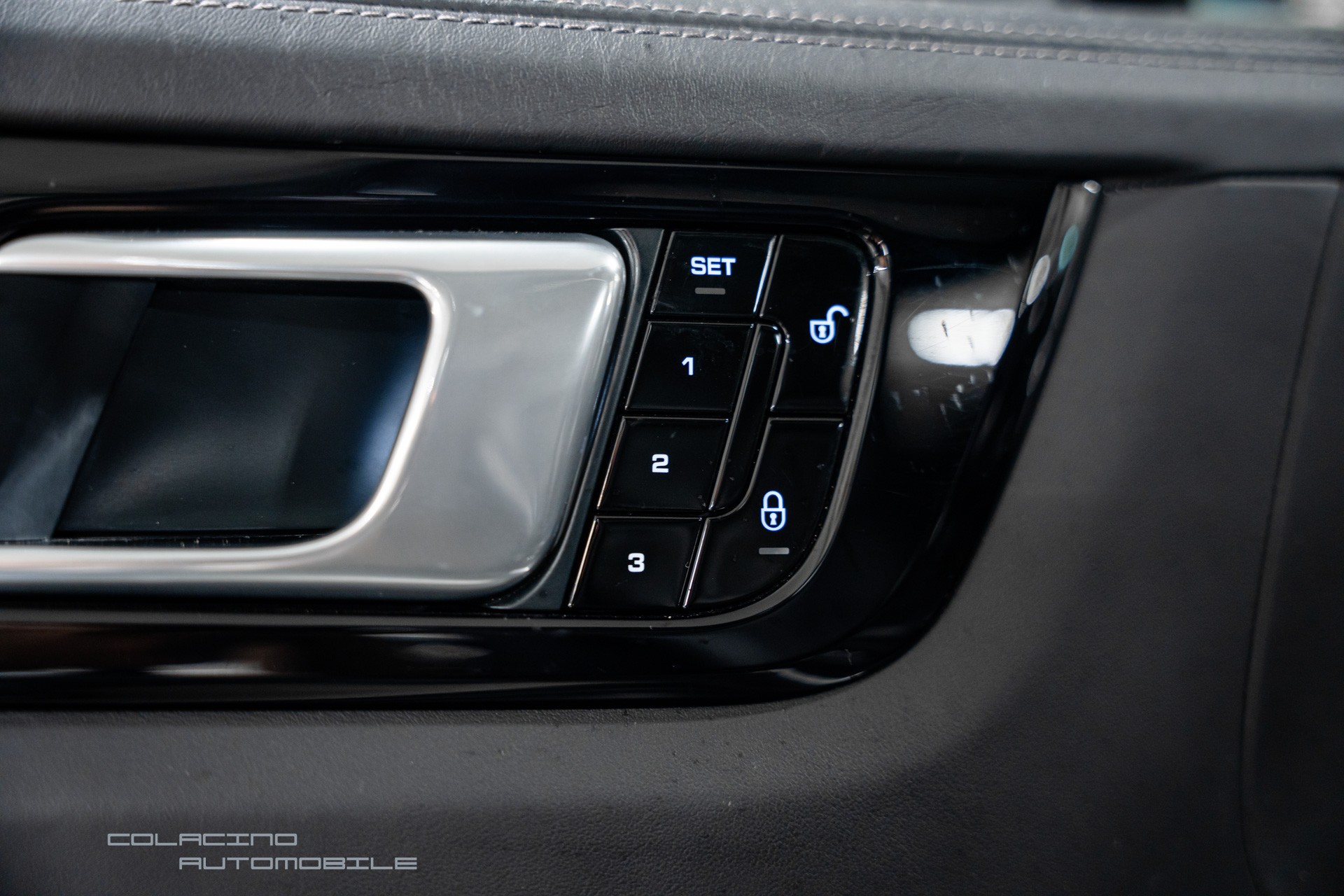 PORSCHE Cayenne S-image-18