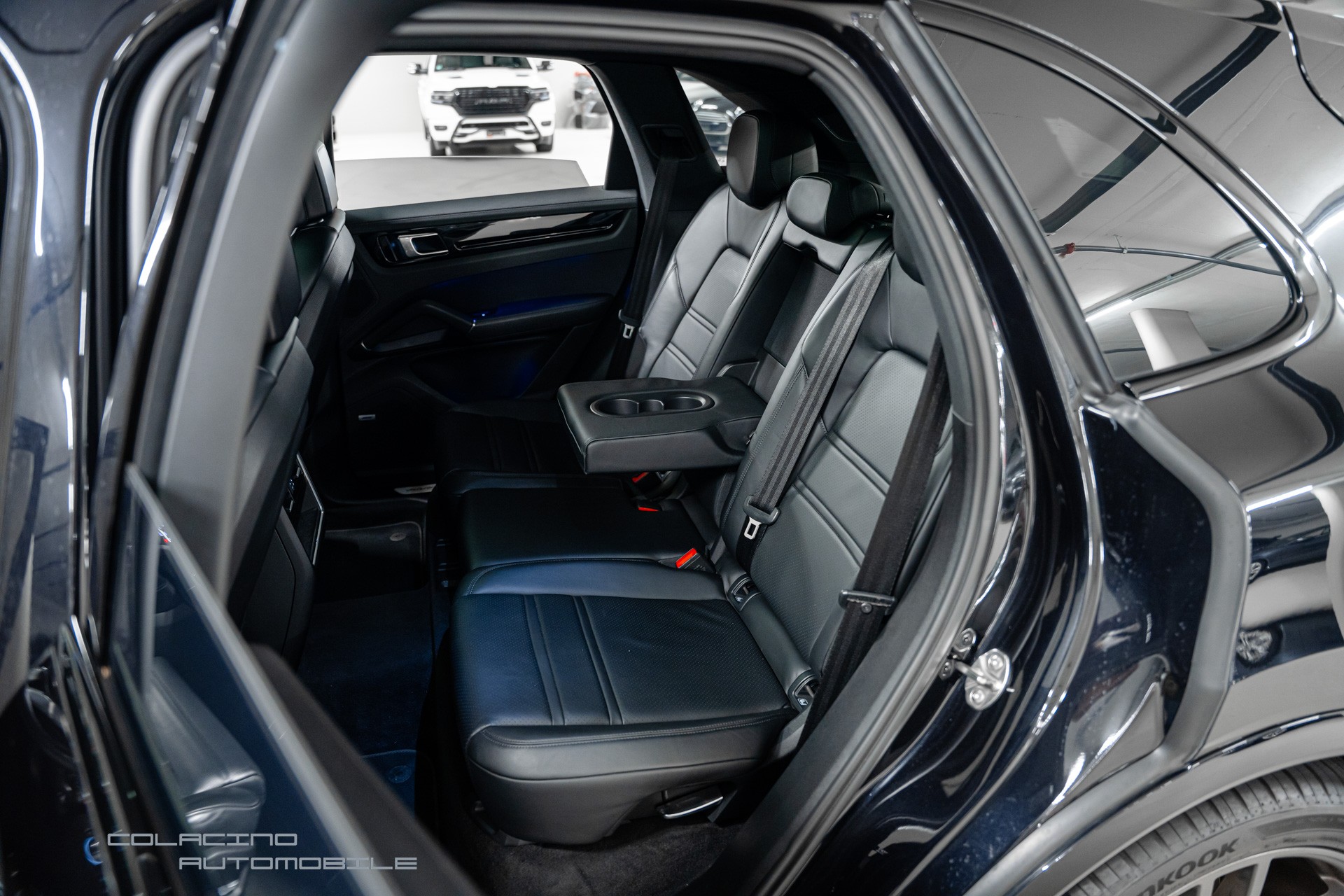 PORSCHE Cayenne S-image-14