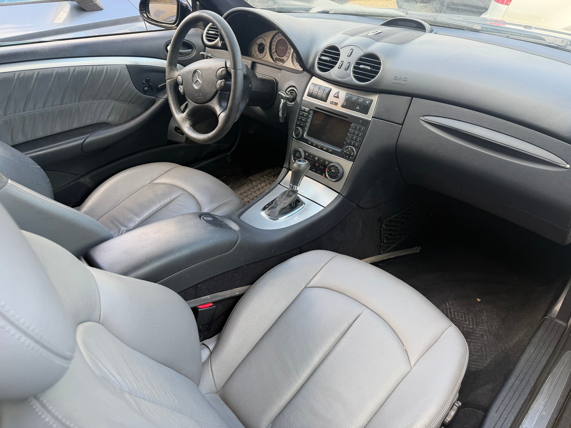 MERCEDES-BENZ CLK 350 Avantgarde 7G-Tronic-image-12