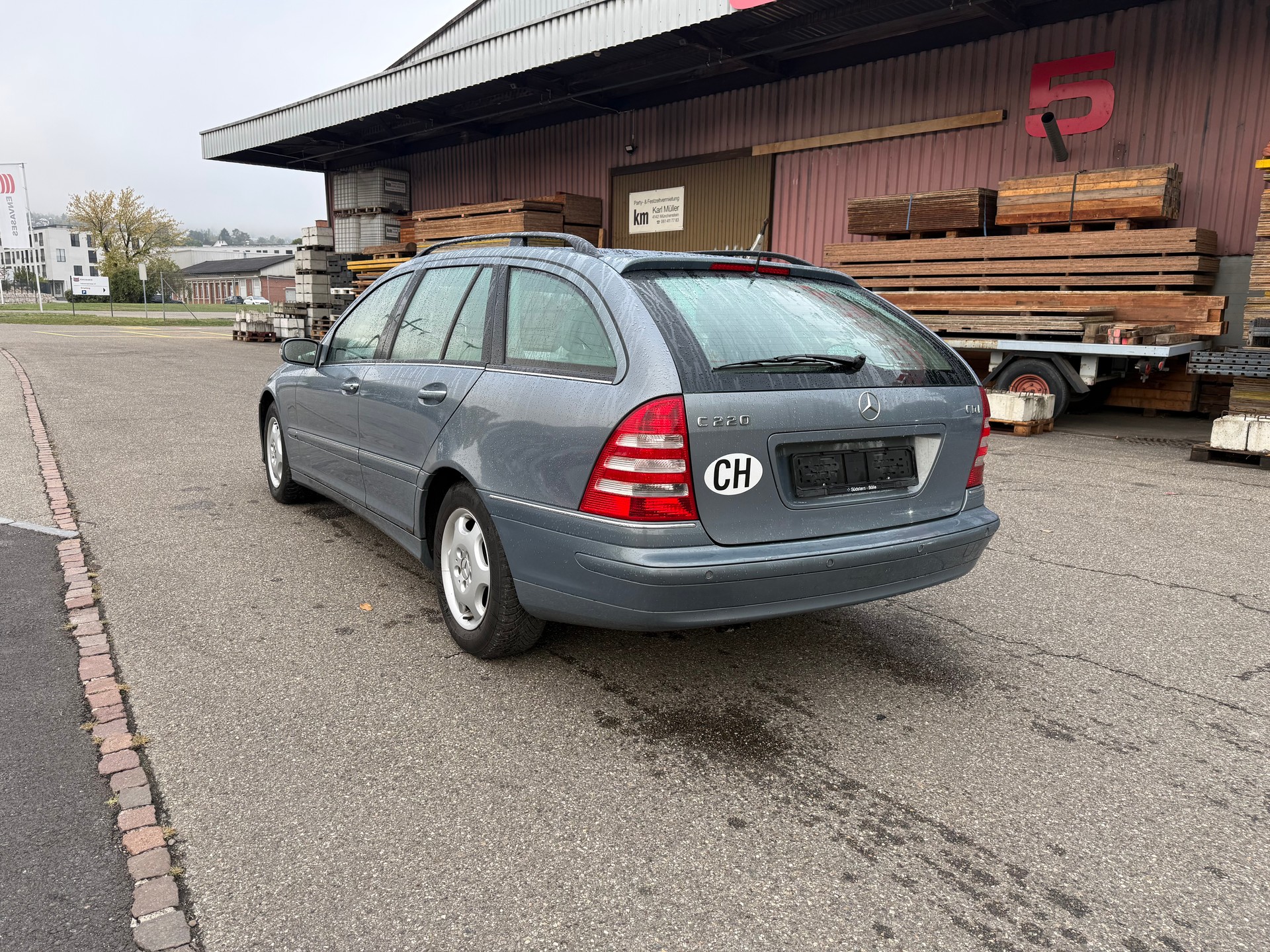 MERCEDES-BENZ C 220 CDI Classic-image-6
