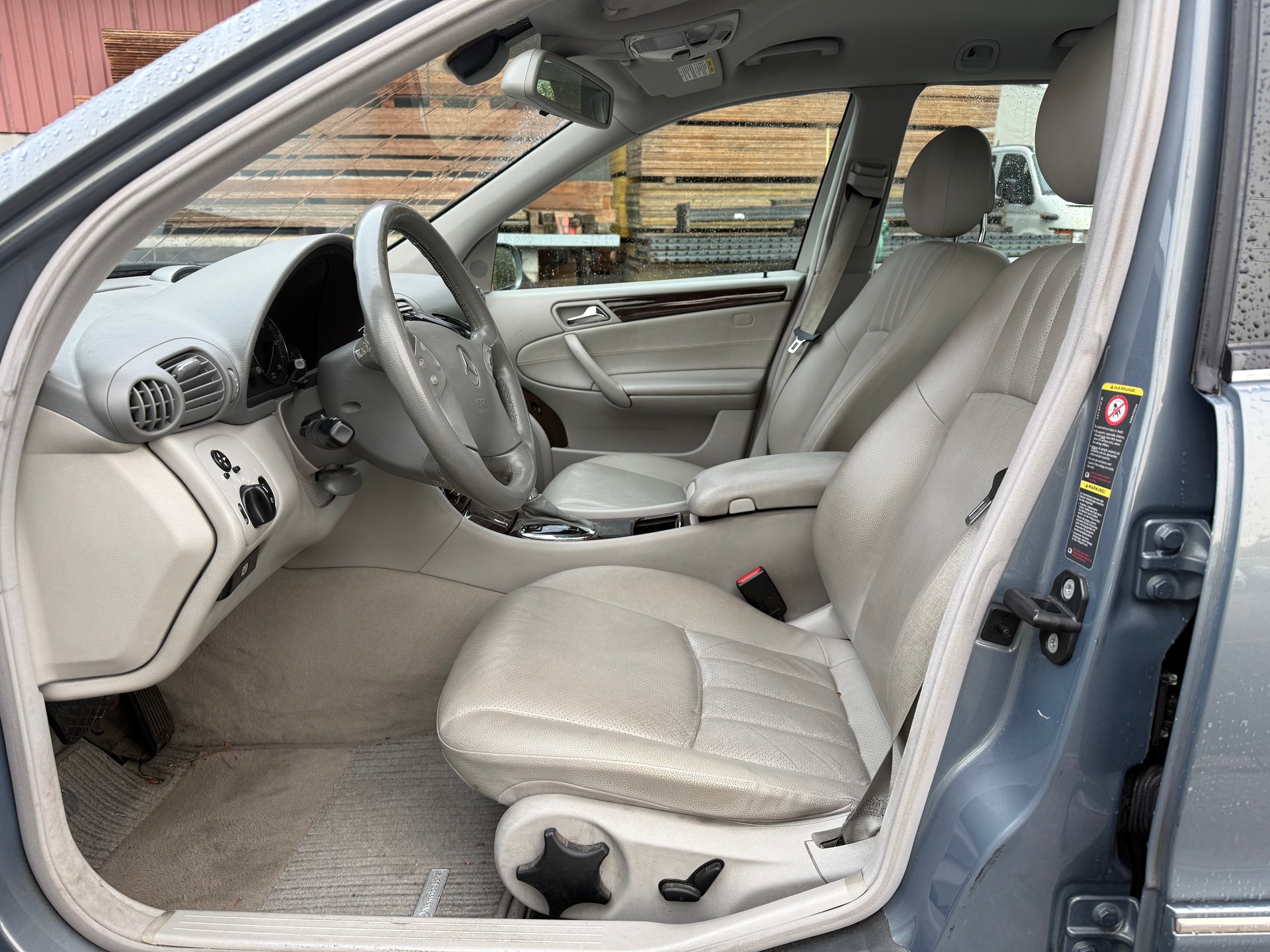 MERCEDES-BENZ C 220 CDI Classic-image-8