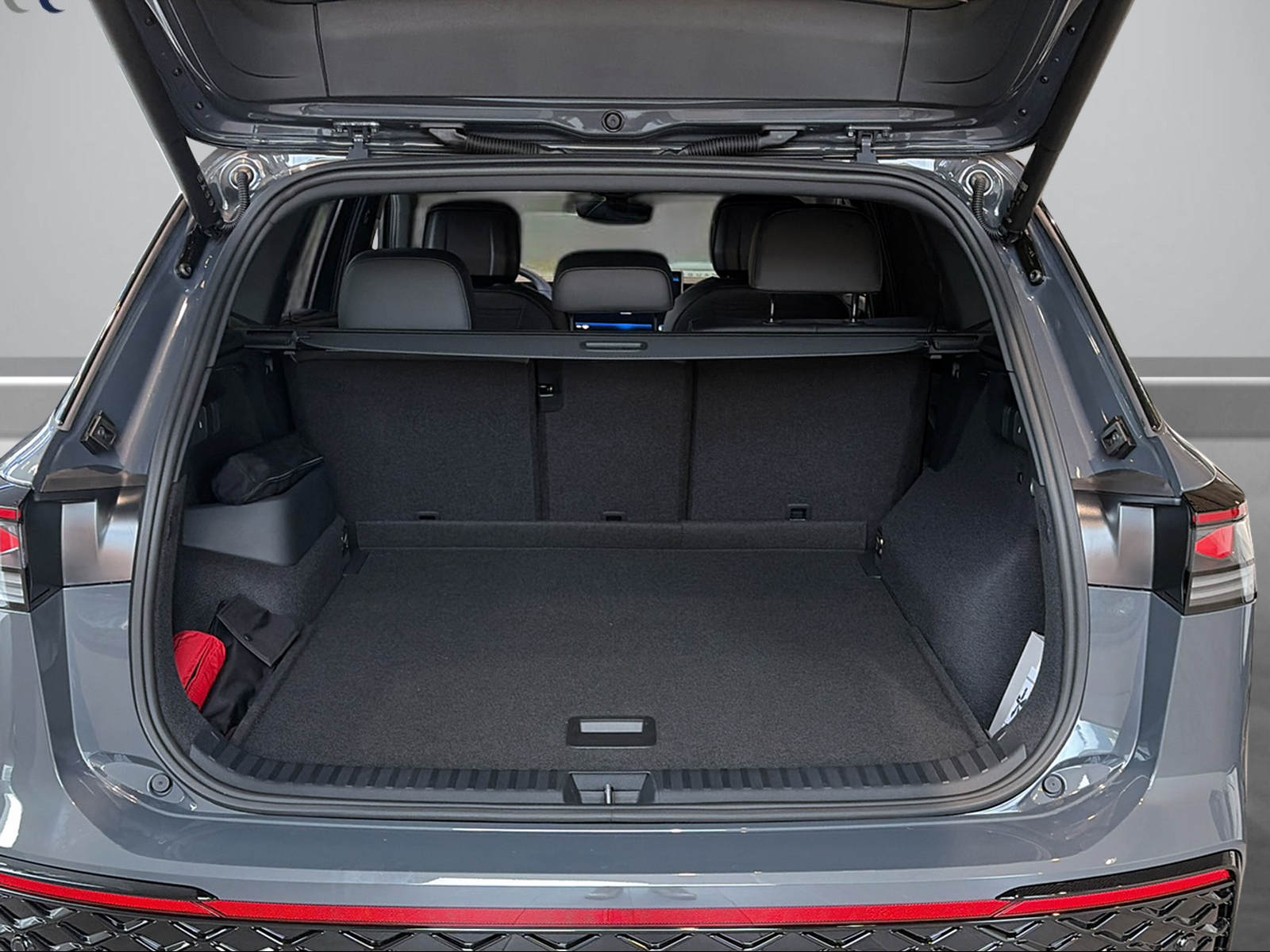VW Tayron 2.0 TSI R-Line Plus DSG 4Motion-image-3
