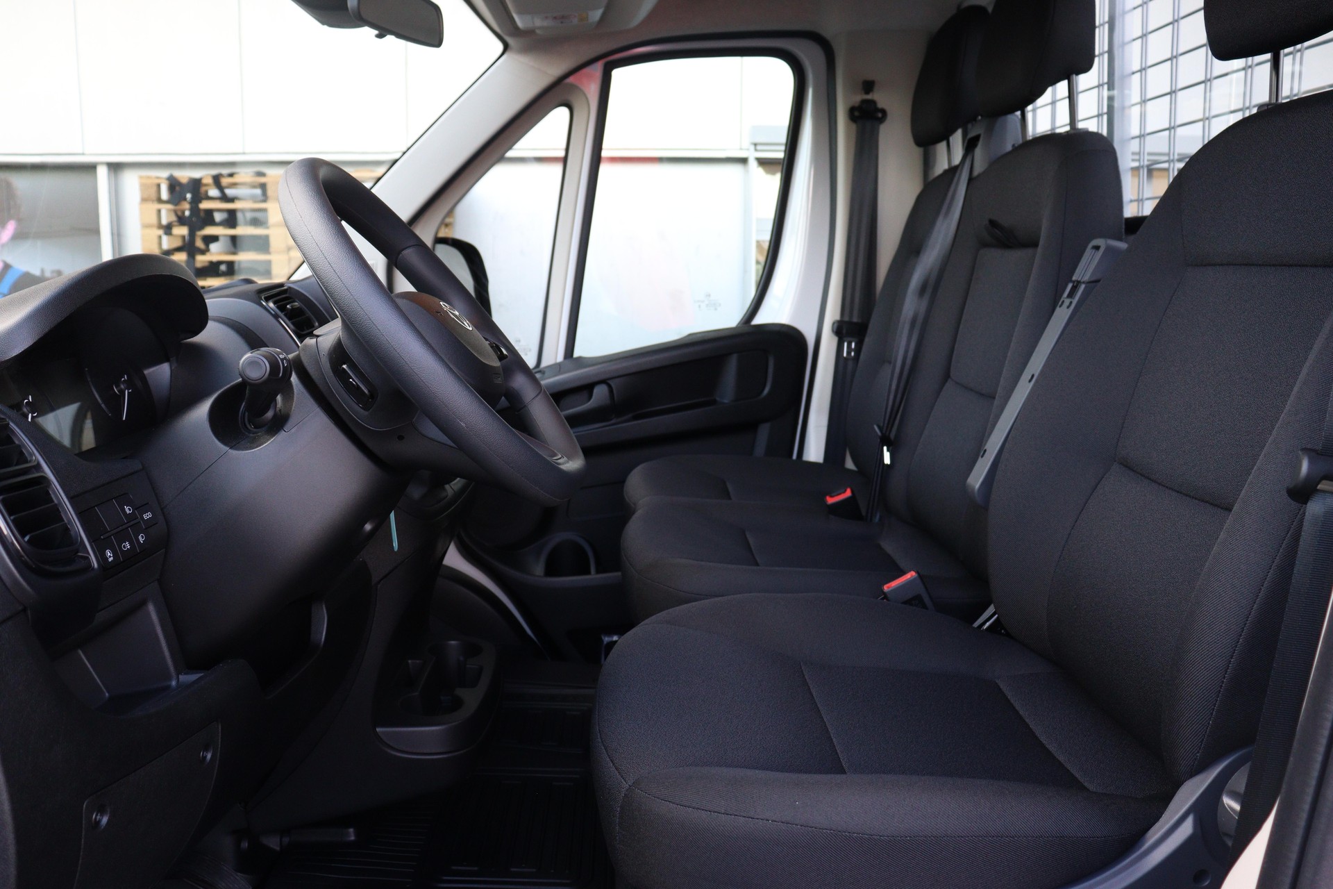 TOYOTA PROACE MAX Kab.-Kipper 3.5 L3 2.2 D Active Heavy dreiseitig-image-5