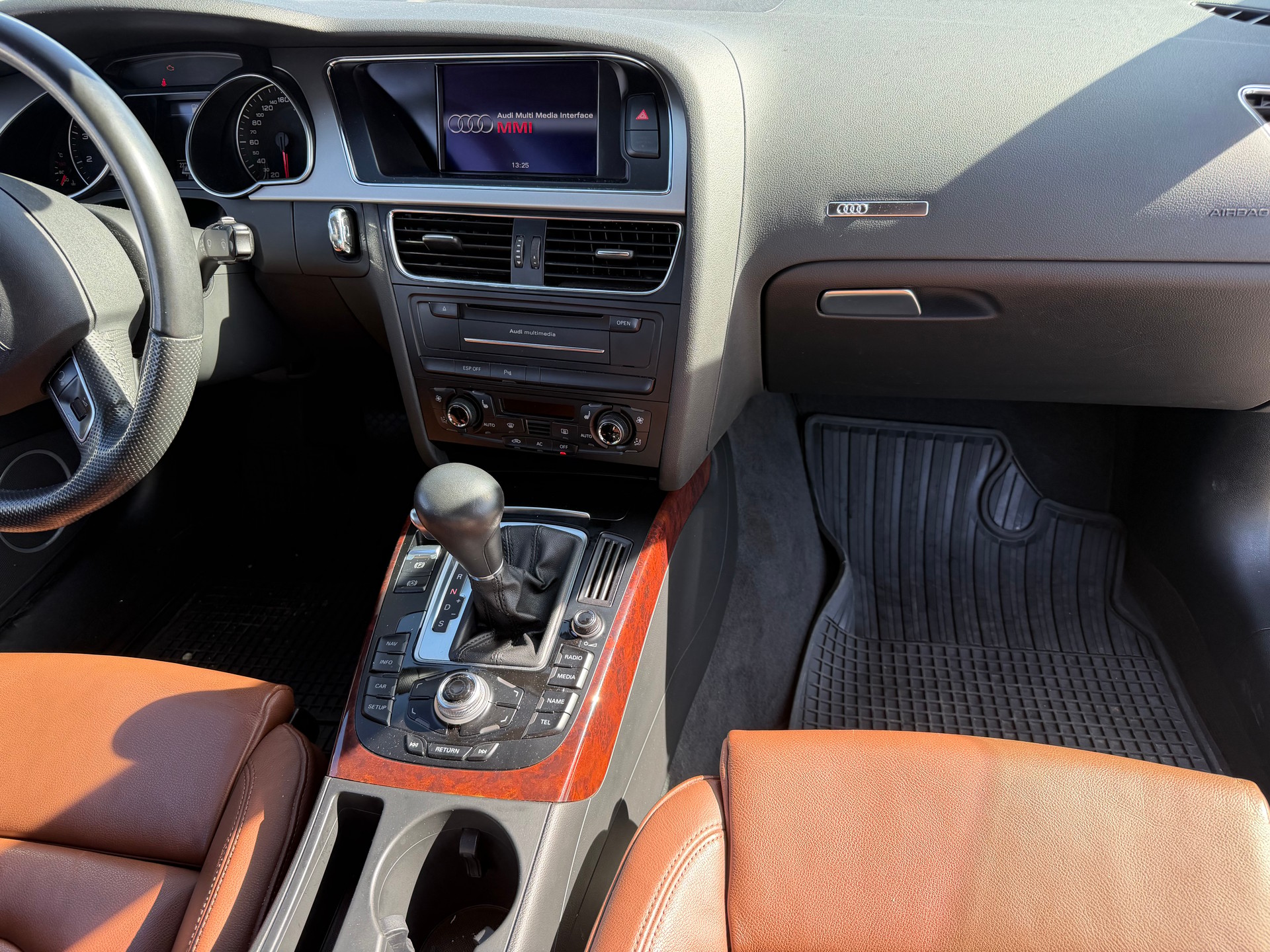 AUDI A5 Coupé 2.0 TFSI multitronic-image-8