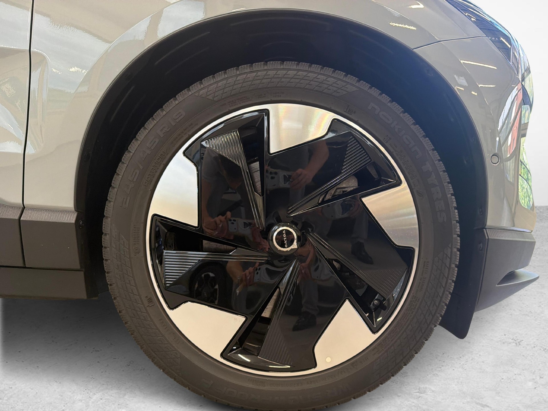 VOLVO EX30 E60 Twin Ultra Performance AWD - Ruote invernali incluse-image-12