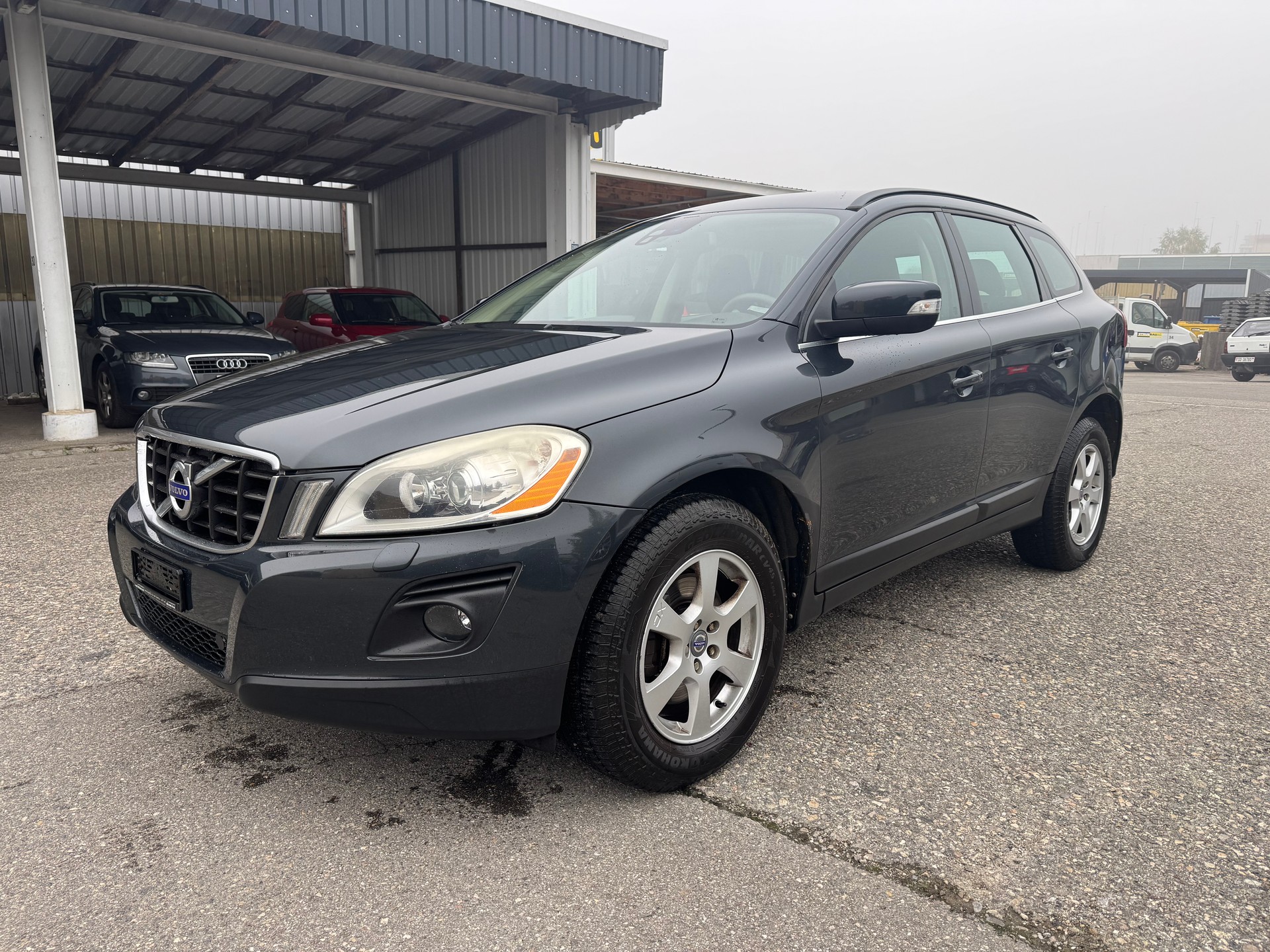 VOLVO XC60 D5 AWD Geartronic-image-1