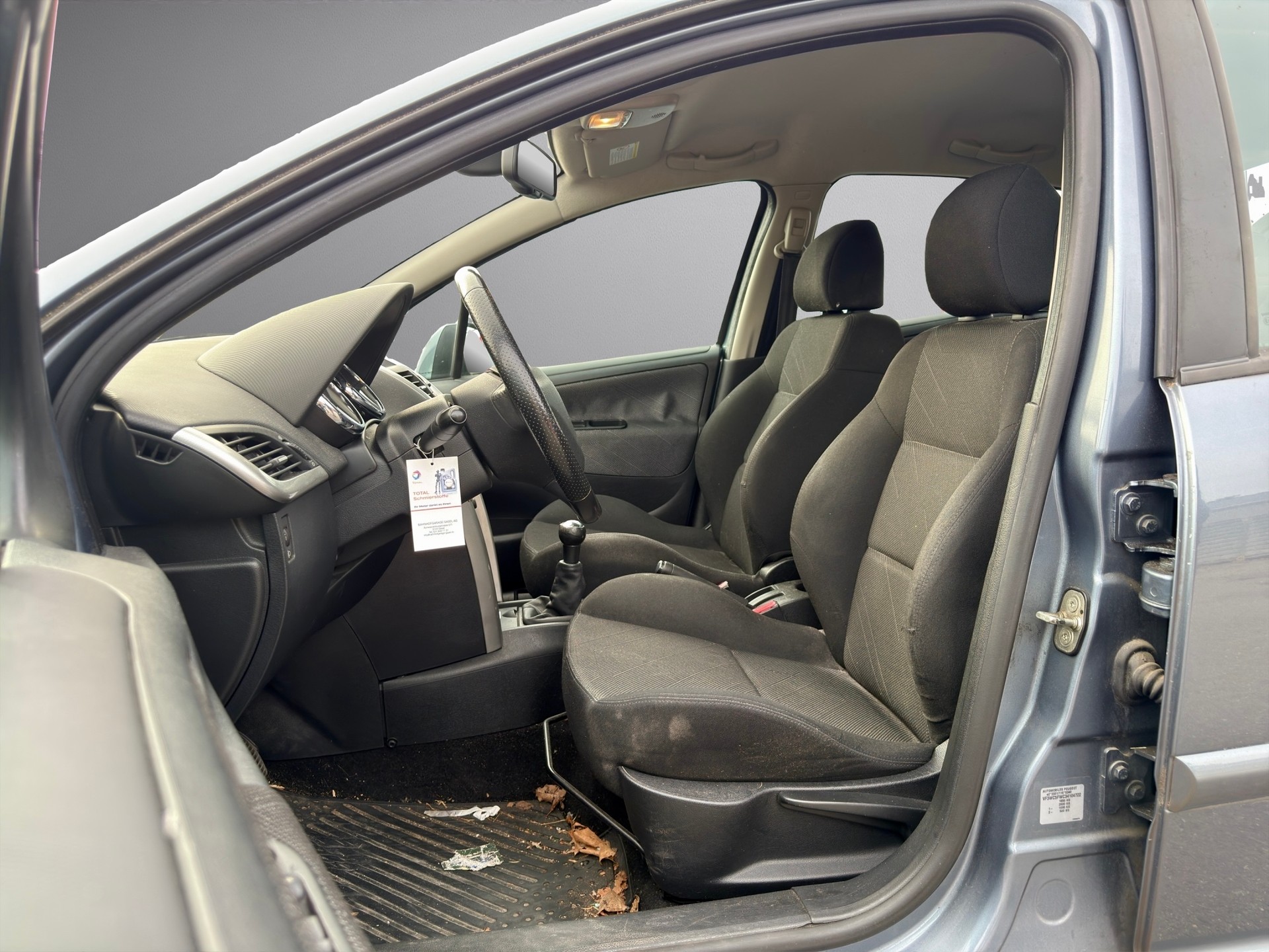 PEUGEOT 207 1.6 16V Sport Pack-image-8