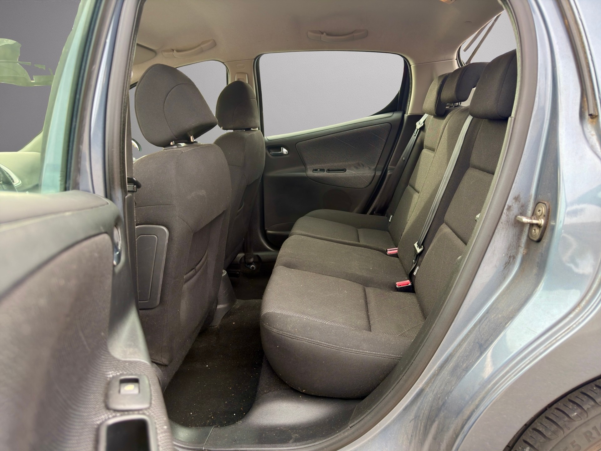 PEUGEOT 207 1.6 16V Sport Pack-image-11