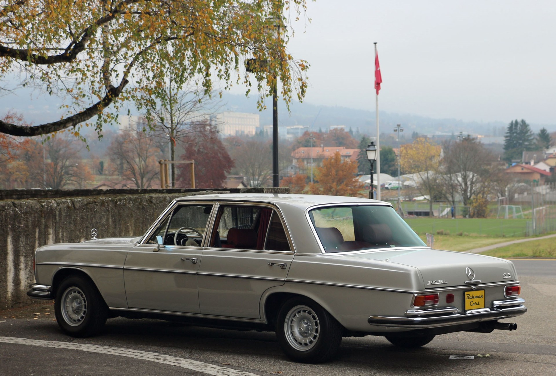 MERCEDES-BENZ 300 SEL 6.3-image-21