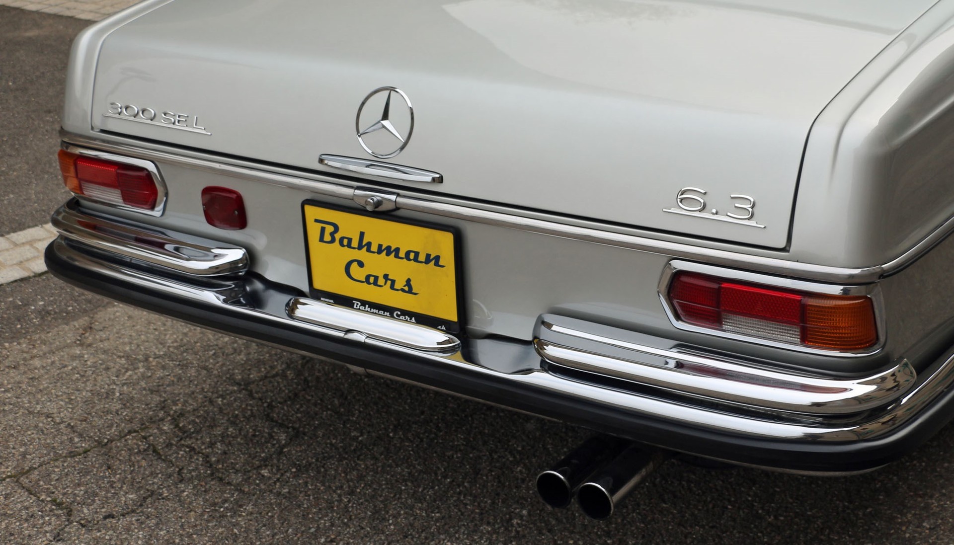MERCEDES-BENZ 300 SEL 6.3-image-23