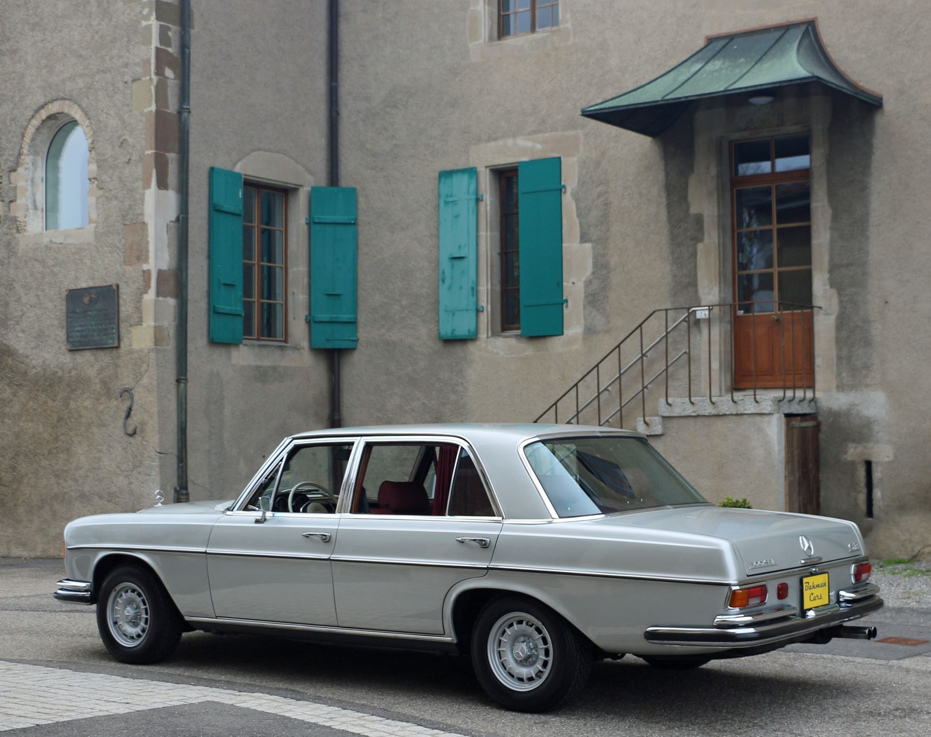 MERCEDES-BENZ 300 SEL 6.3-image-27