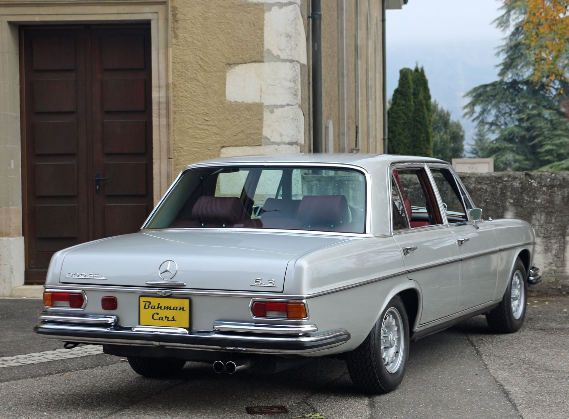 MERCEDES-BENZ 300 SEL 6.3-image-3