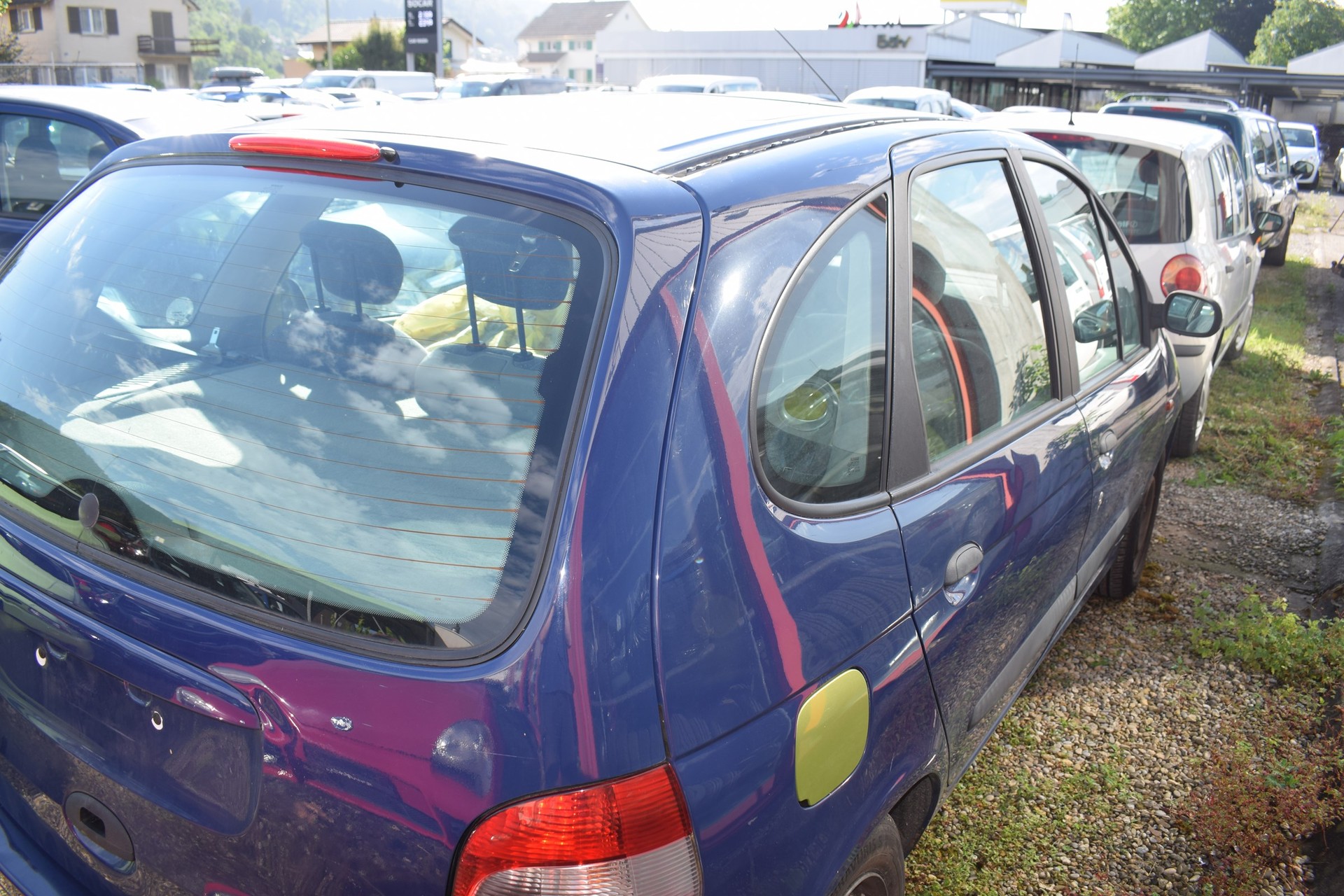 RENAULT Scénic 1.6 16V Dynamique Automatic-image-3