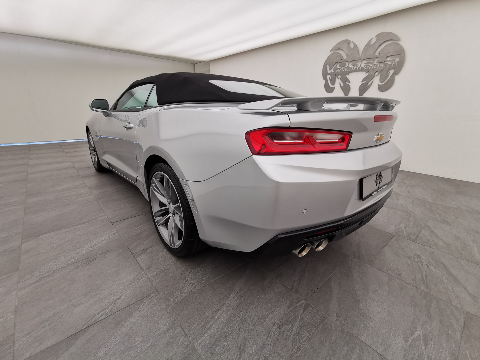 CHEVROLET Camaro Convertible 6.2 V8-image-8