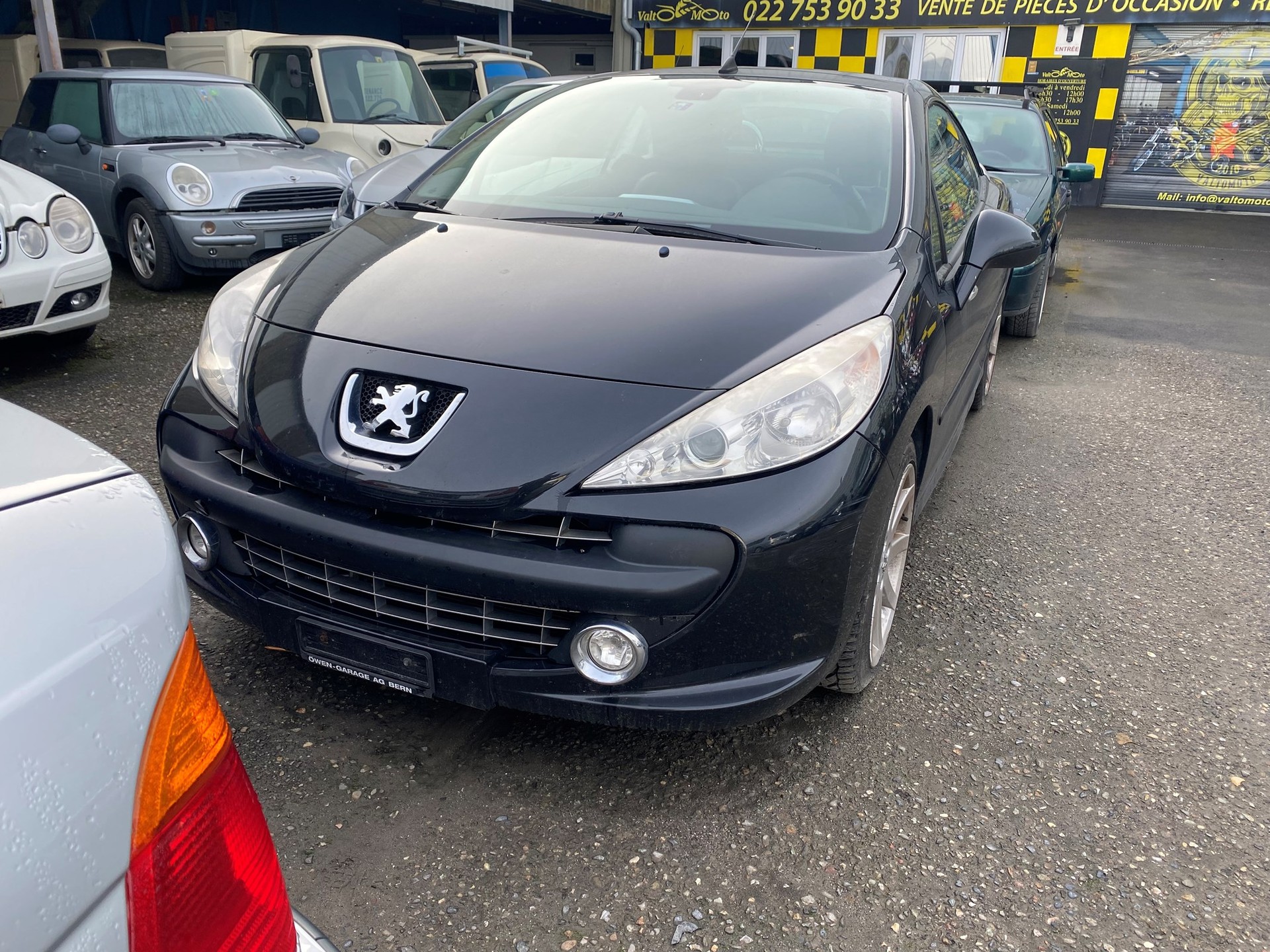 PEUGEOT 207 CC 1.6 16V Turbo Roland Garros