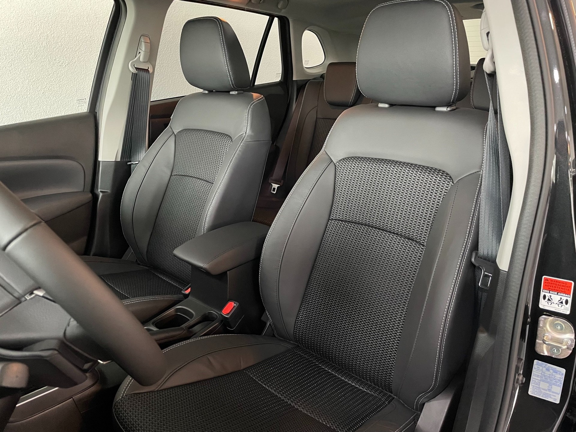 SUZUKI S-Cross 1.5 Compact Top Hybrid-image-12