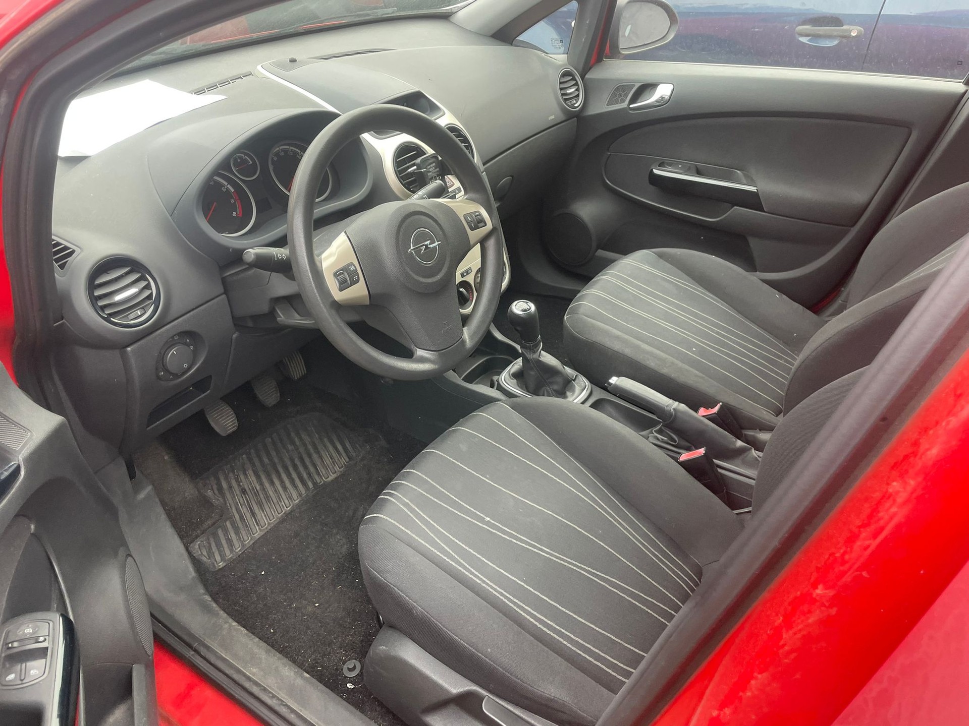 OPEL Corsa 1.4 TP Enjoy-image-7