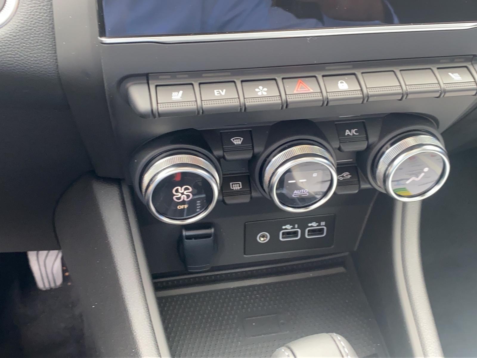 MITSUBISHI ASX 1.6 PHEV Instyle-image-18