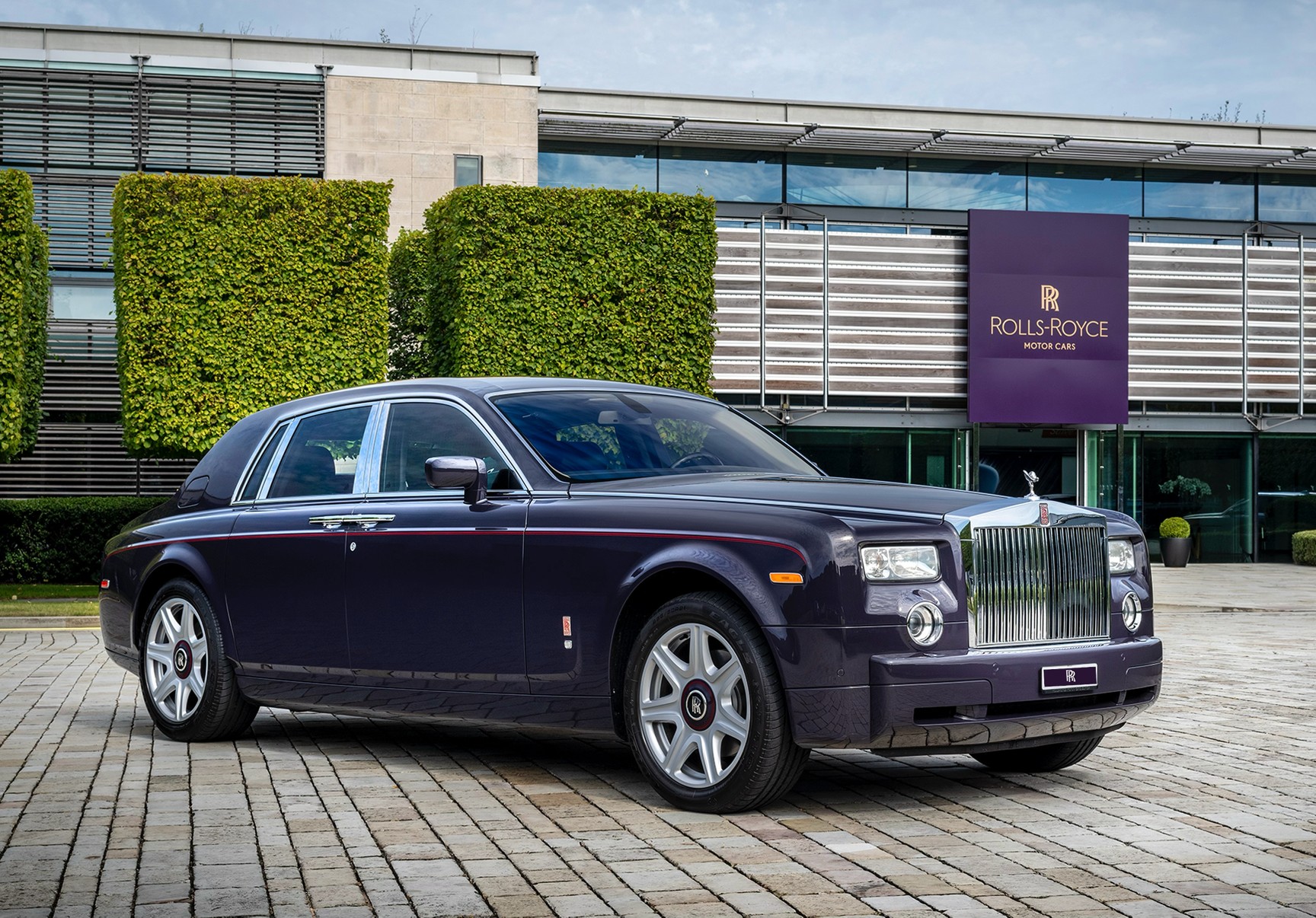 ROLLS-ROYCE Phantom 6.7 V12