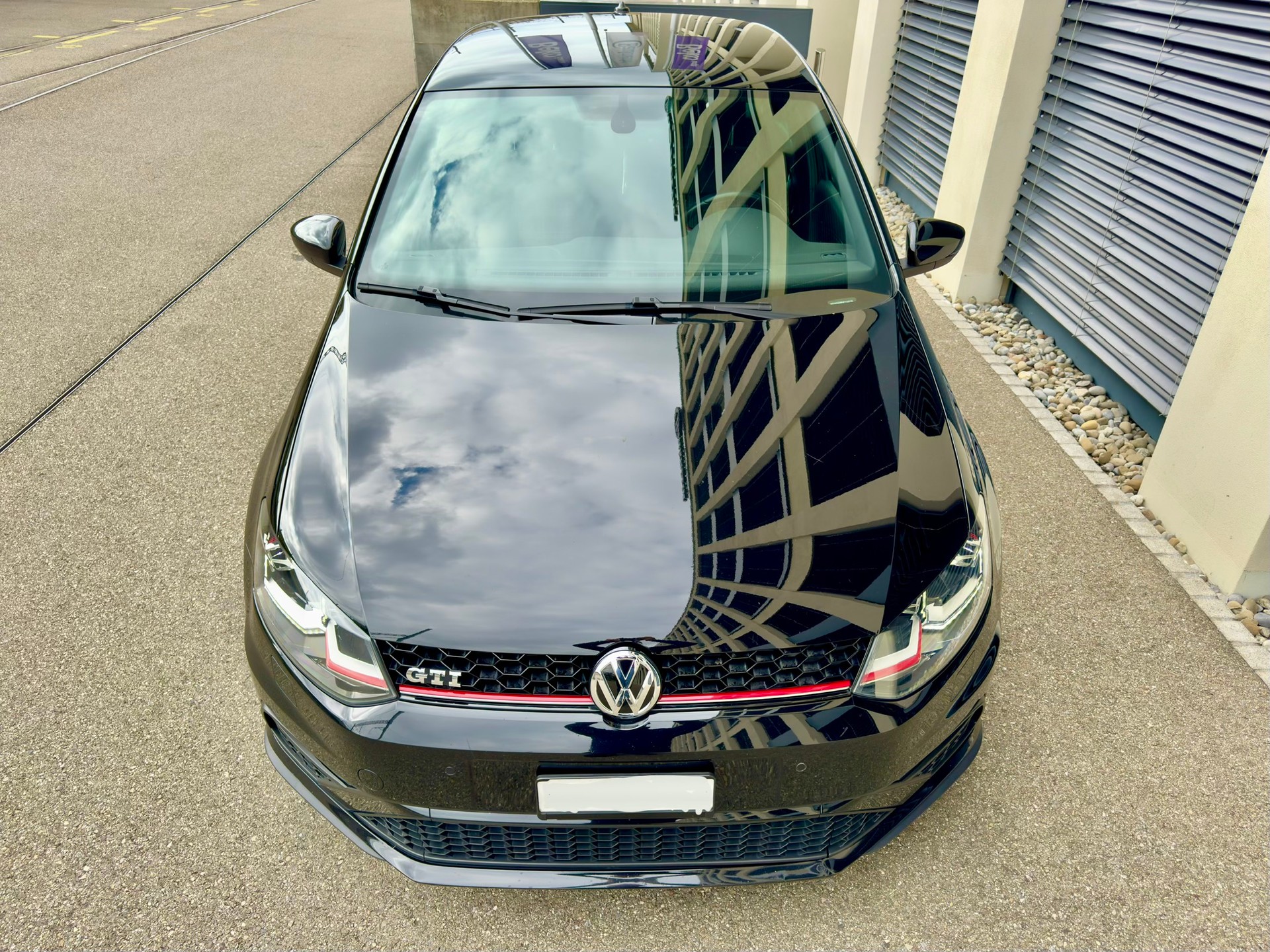 VW Polo 1.8 TSI GTI DSG-image-2