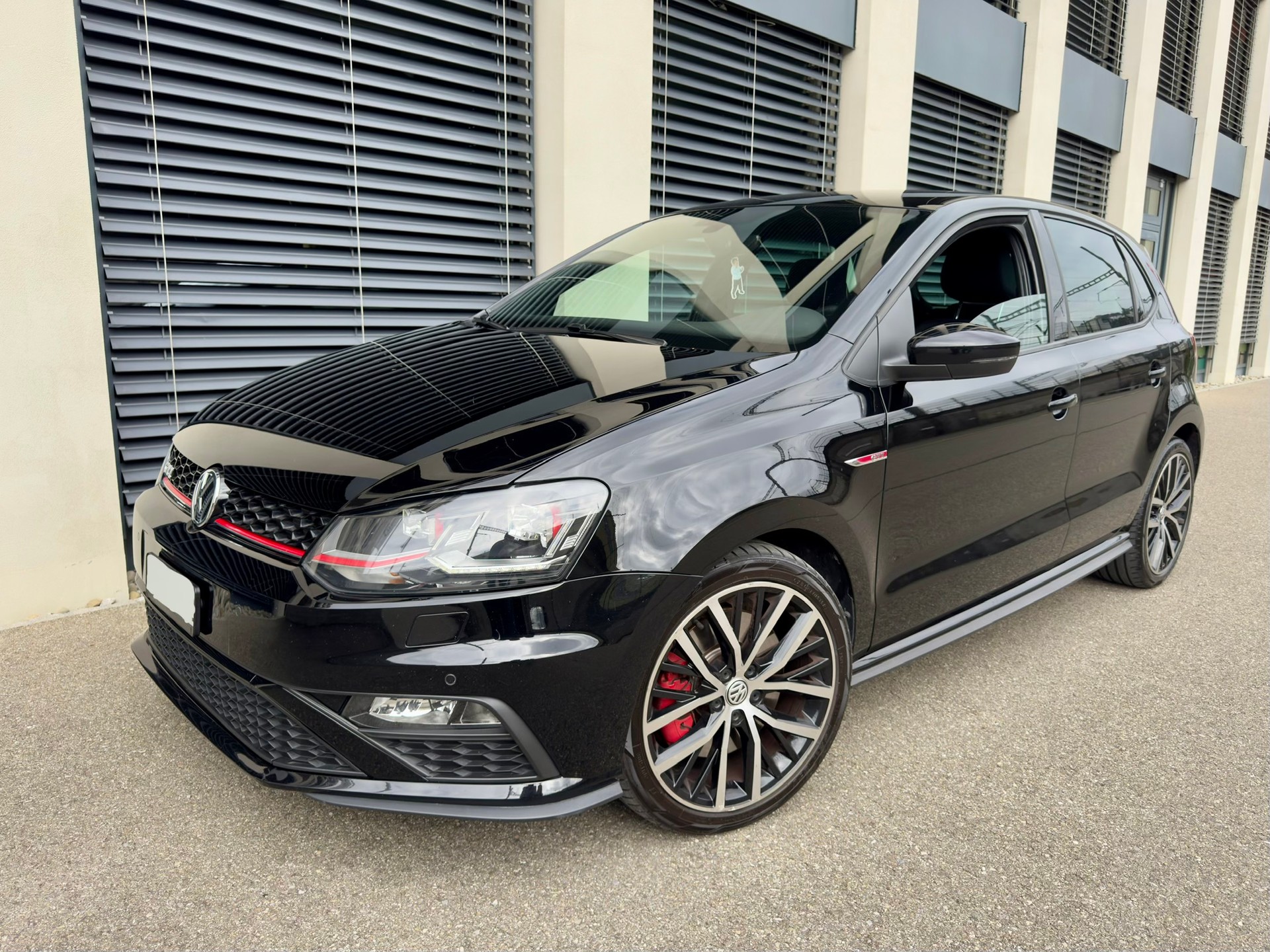 VW Polo 1.8 TSI GTI DSG-image-1