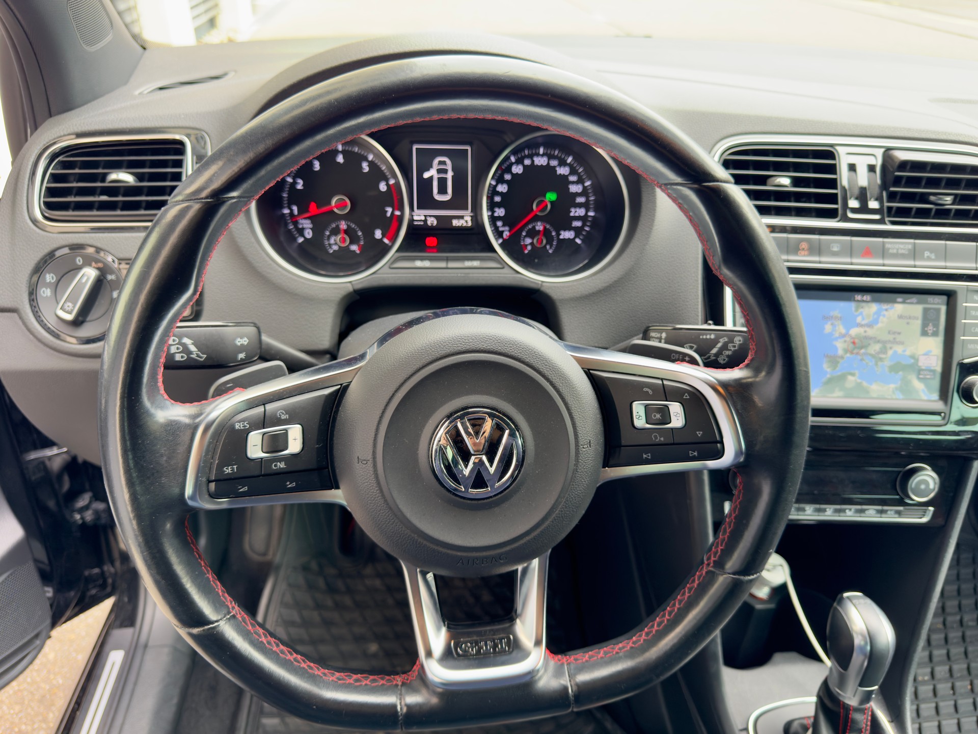 VW Polo 1.8 TSI GTI DSG-image-4