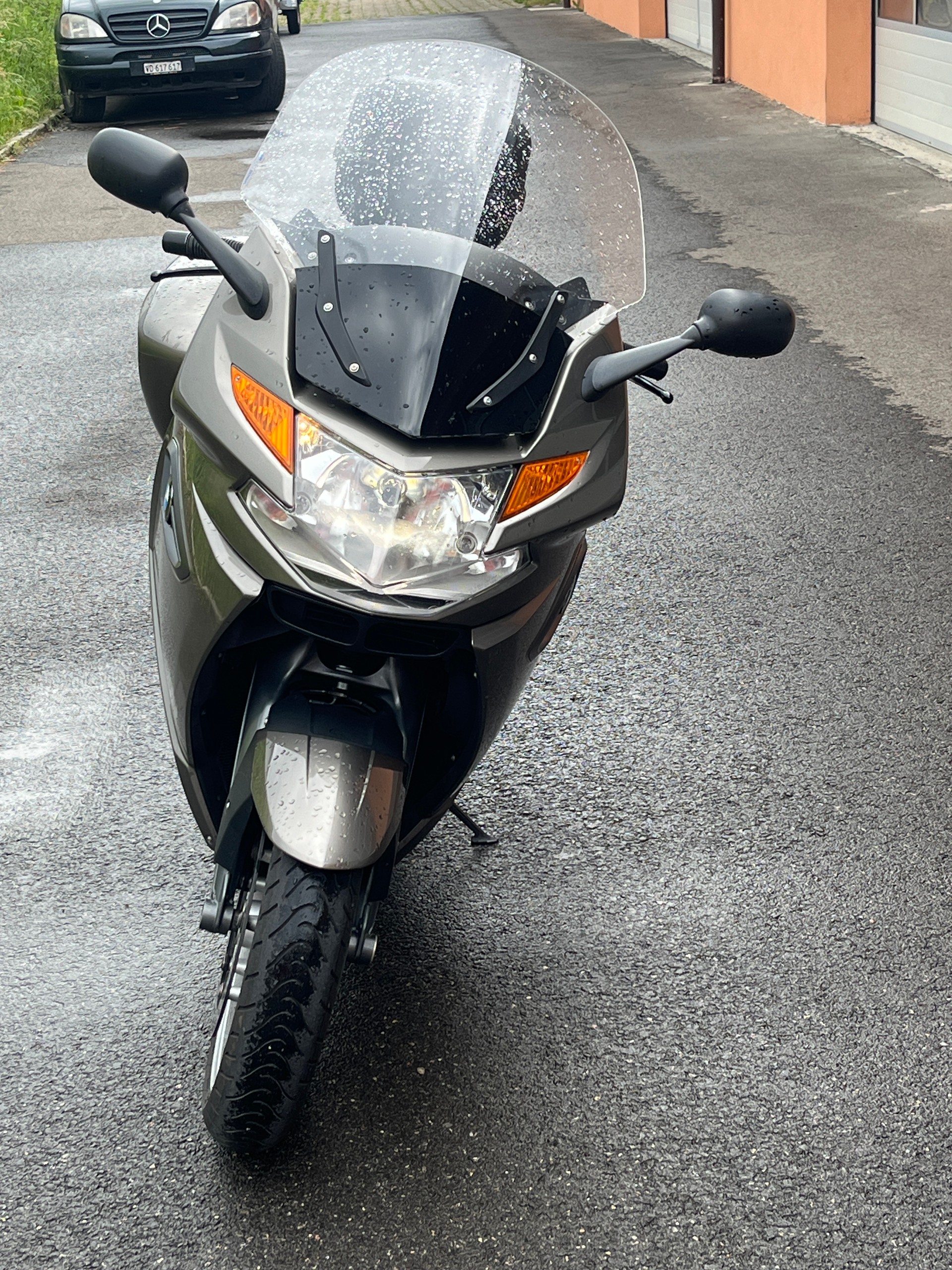 BMW K 1300 GT-image-2